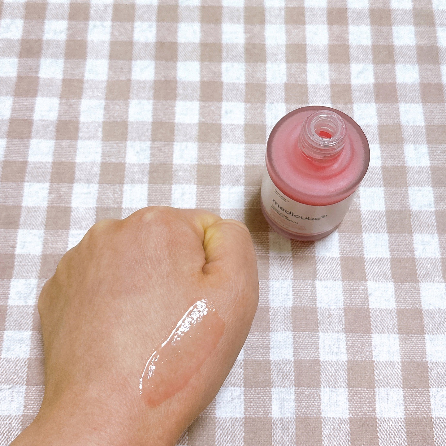 PDRNピンクアンプル PDRN 10,000ppm配合/MEDICUBE/美容液を使ったクチコミ（3枚目）