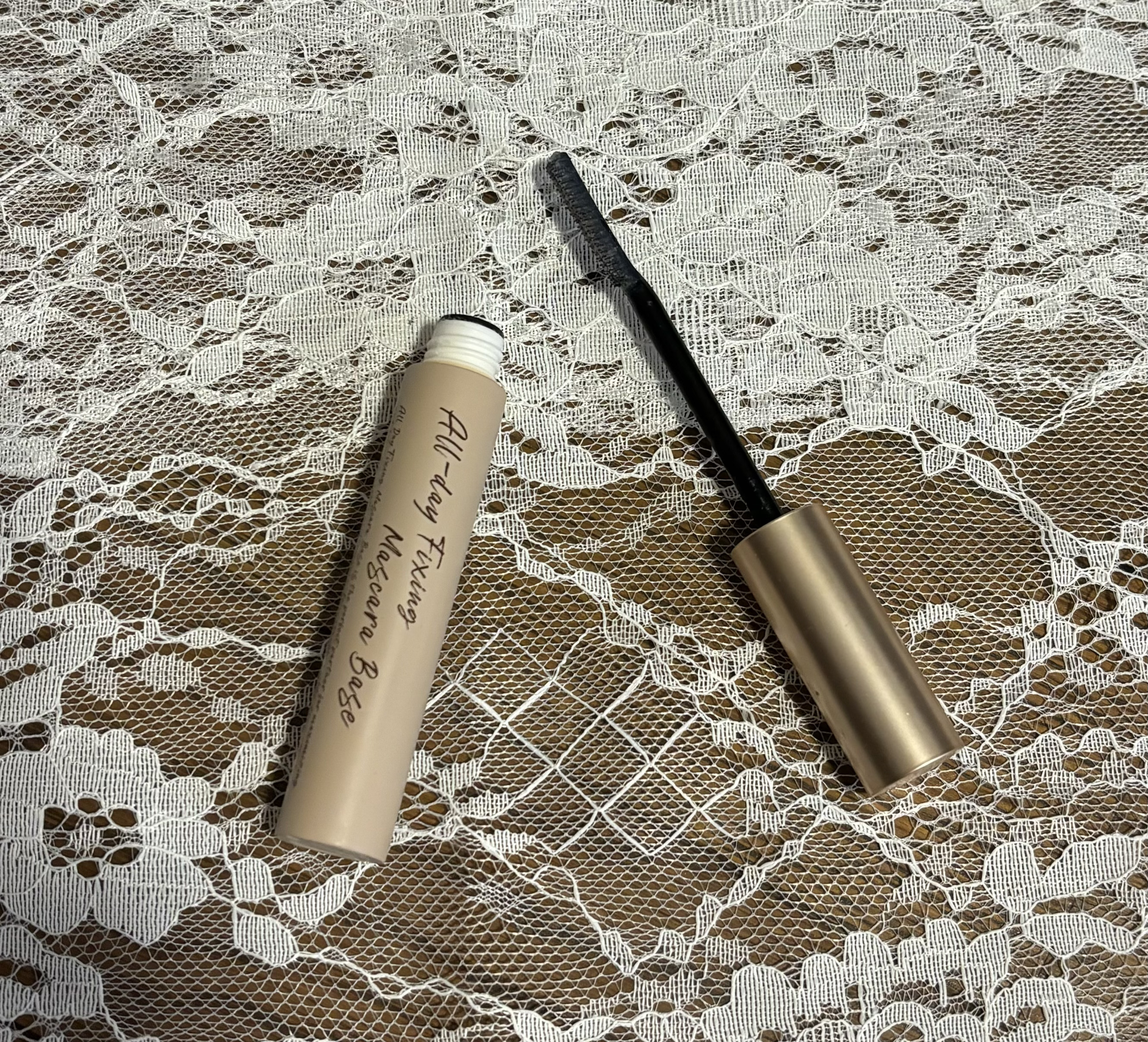 オールデイフィクシングマスカラベース/Milk Touch/マスカラ下地を使ったクチコミ（2枚目）