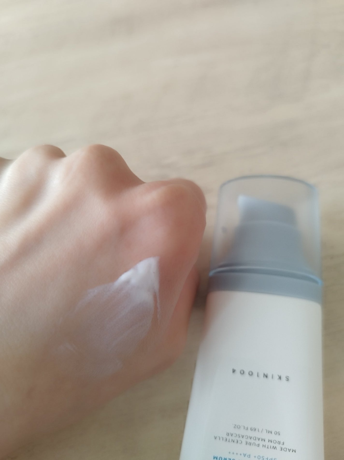 ヒアルーシカ ウォーターフィット サンセラム/SKIN1004/日焼け止めローションを使ったクチコミ(2枚目)