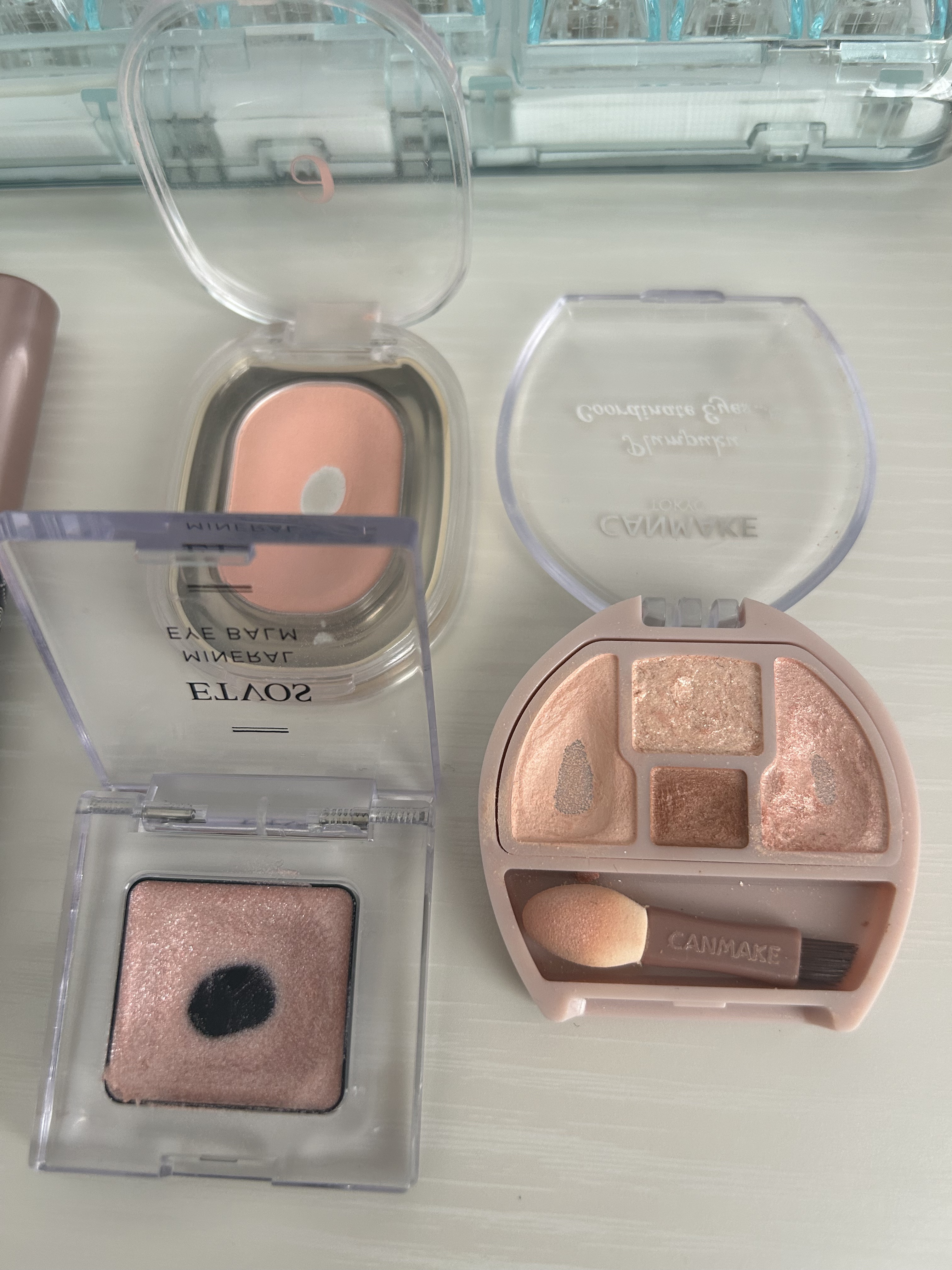 STEP BASIC EYESHADOW 237サルモングロー/Ameli/単色アイシャドウを使ったクチコミ（2枚目）