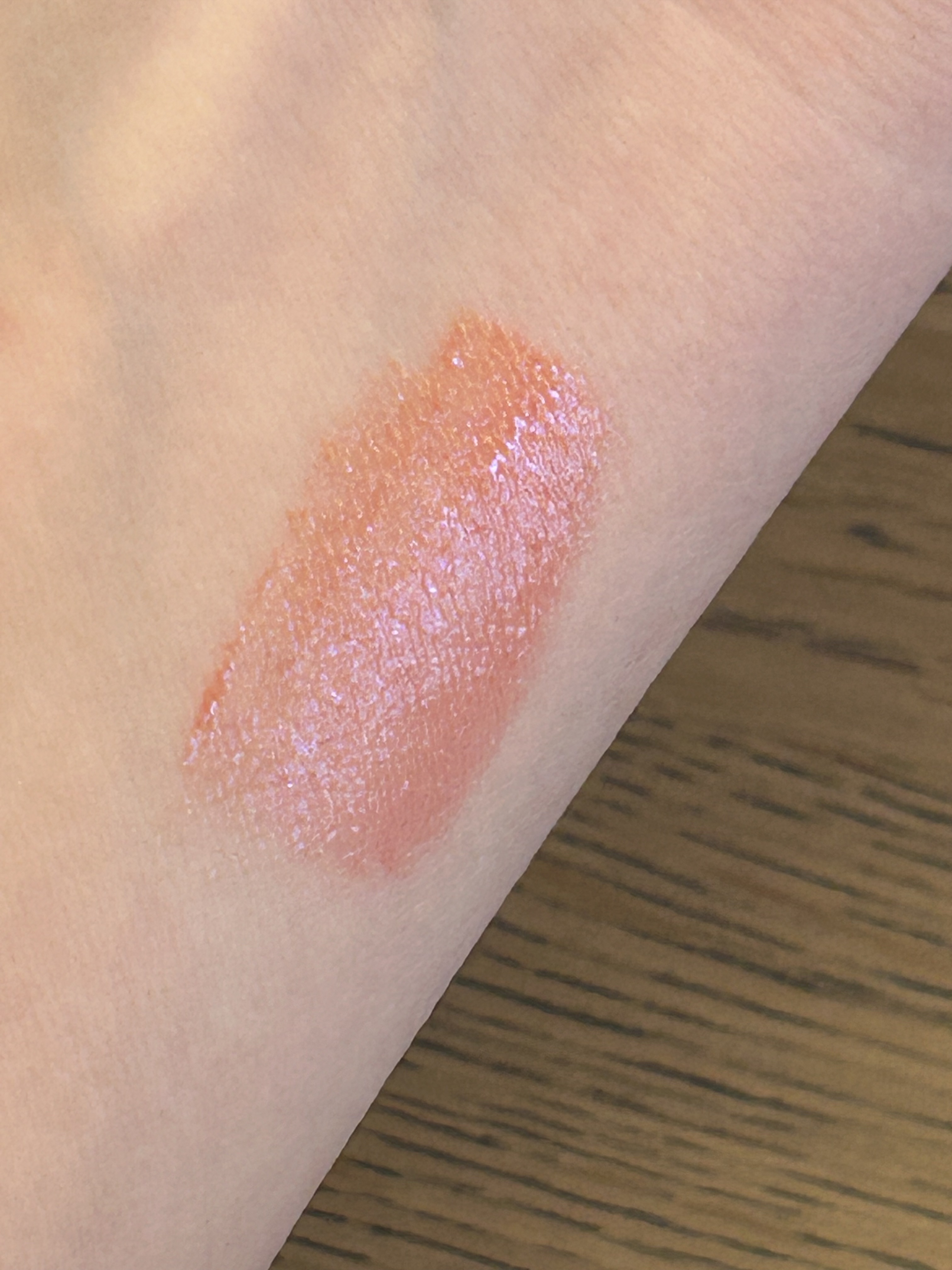 フィー 3Dボリューミンググロス B02 ソルベ 70%/fwee/リップグロスを使ったクチコミ（3枚目）