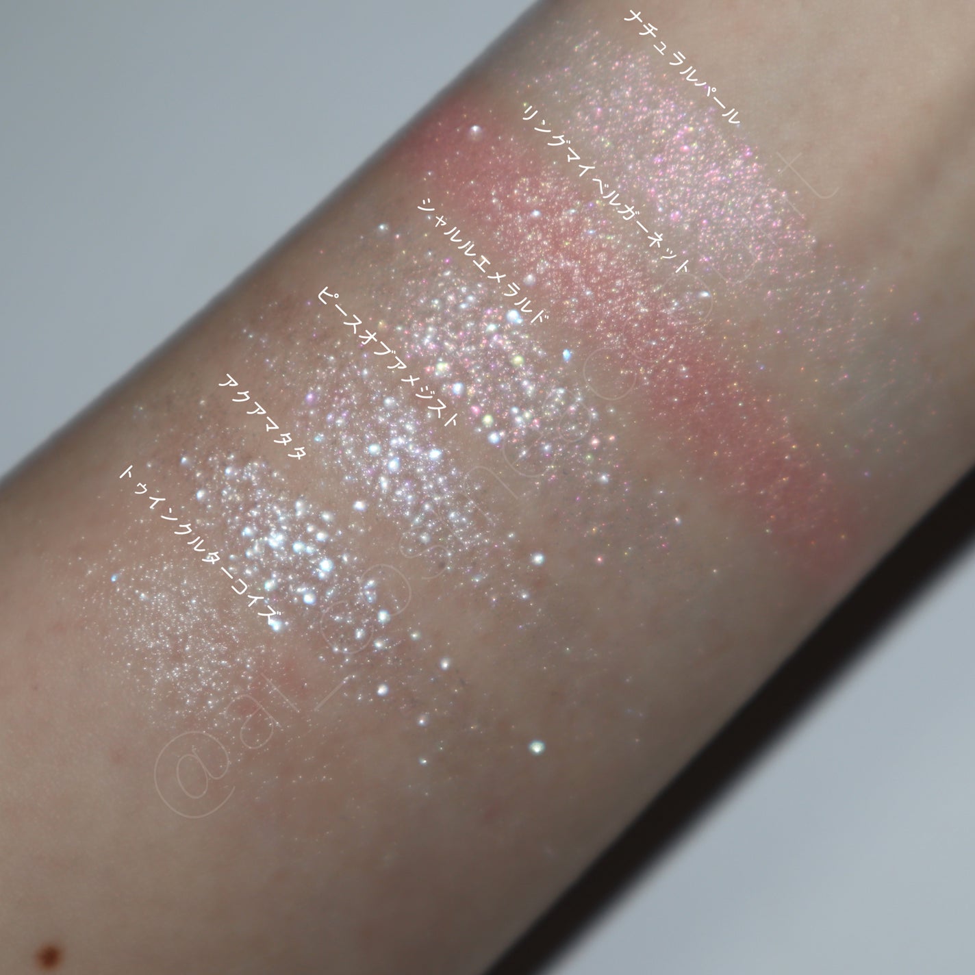 ルックアット マイアイズ ジェムストーン/ETUDE/単色アイシャドウを使ったクチコミ(3枚目)