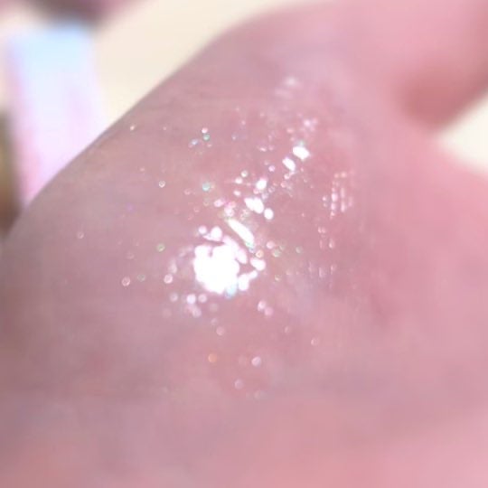 ジューシーベリープランピングリップオイル/TOCOBO/リップグロスを使ったクチコミ(4枚目)