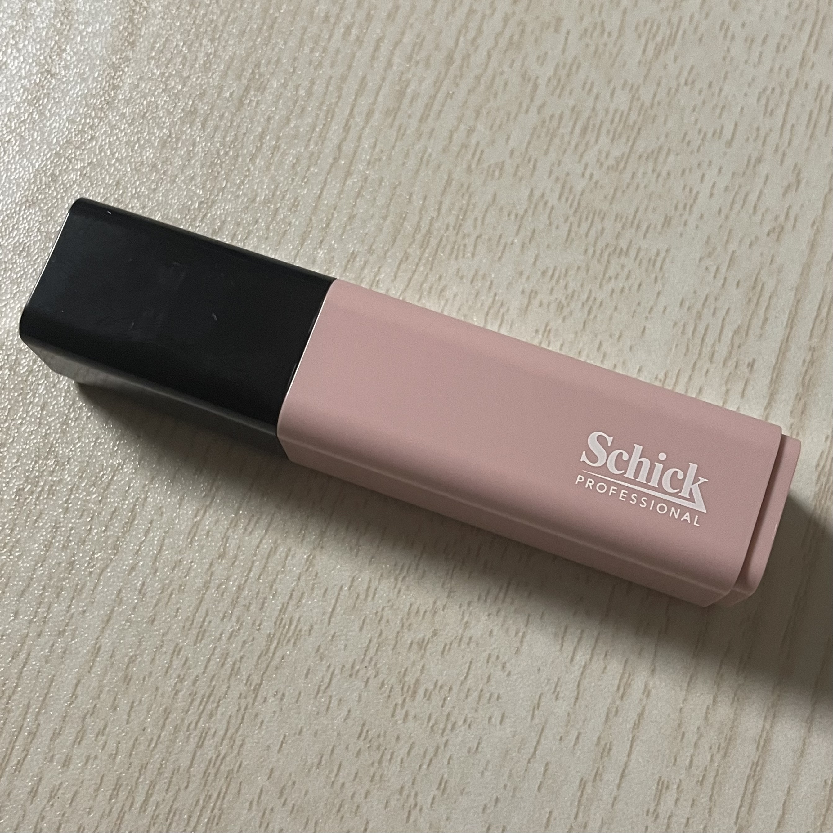 サロンプラス リップスティック シェーバー/サロンプラス/シェーバーを使ったクチコミ（2枚目）