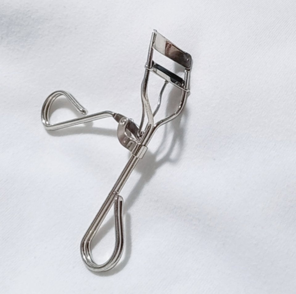 ポイントまつげカーラー/キャンドゥ/ビューラーを使ったクチコミ(2枚目)