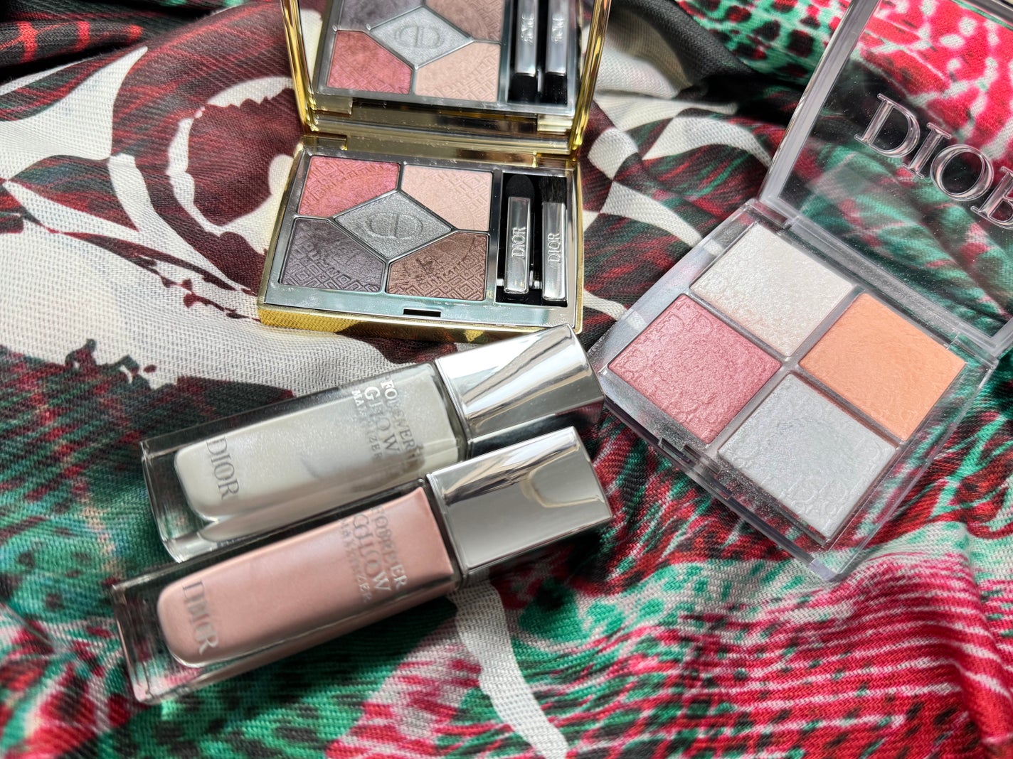 ディオール バックステージ フェイス グロウ パレット/Dior/ハイライトを使ったクチコミ(5枚目)