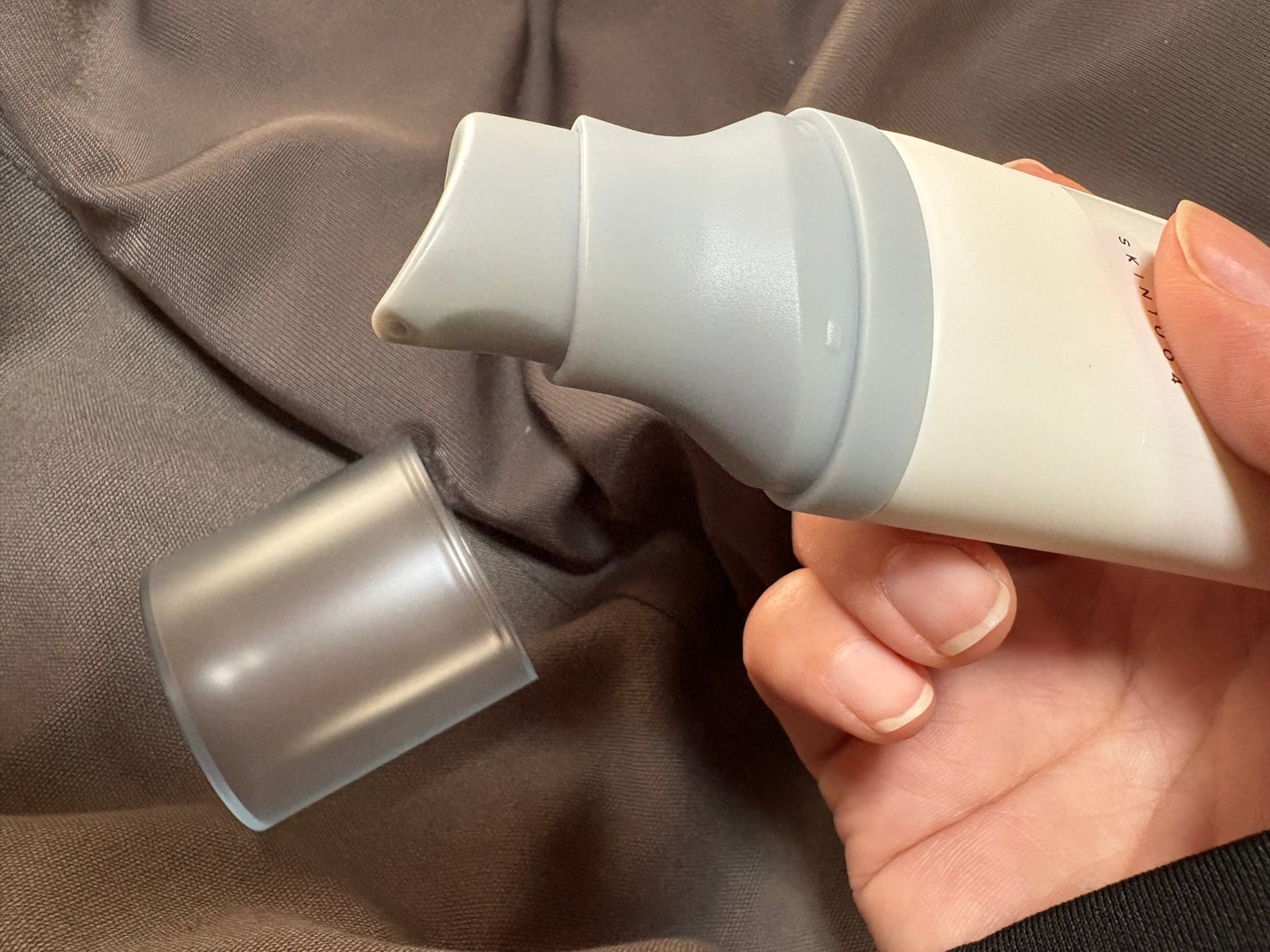 ヒアルーシカ ウォーターフィット サンセラム/SKIN1004/日焼け止めローションを使ったクチコミ(3枚目)