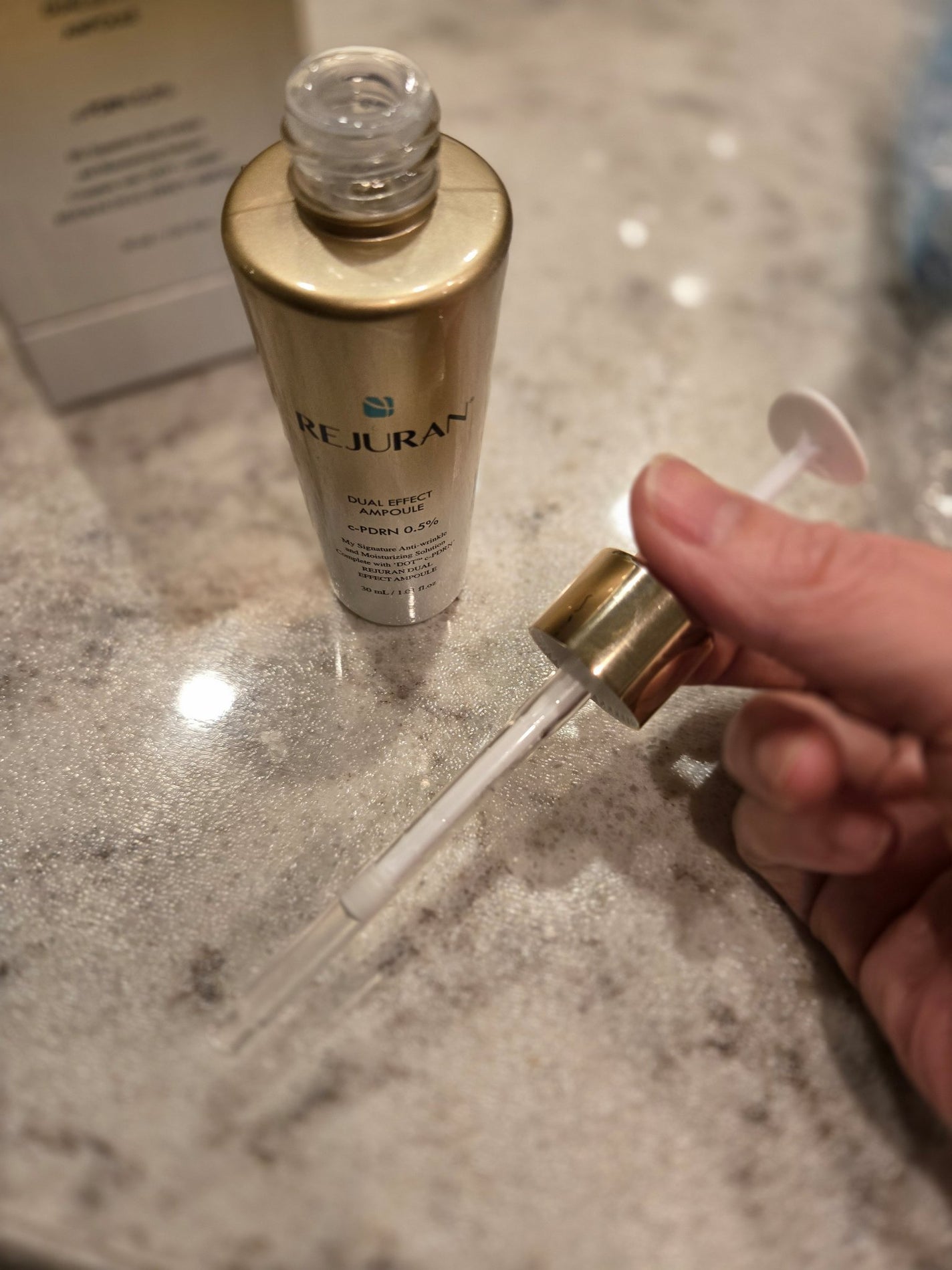 REJURAN デュアルエフェクトアンプル 30ml/REJURAN COSMETICS/美容液を使ったクチコミ(2枚目)