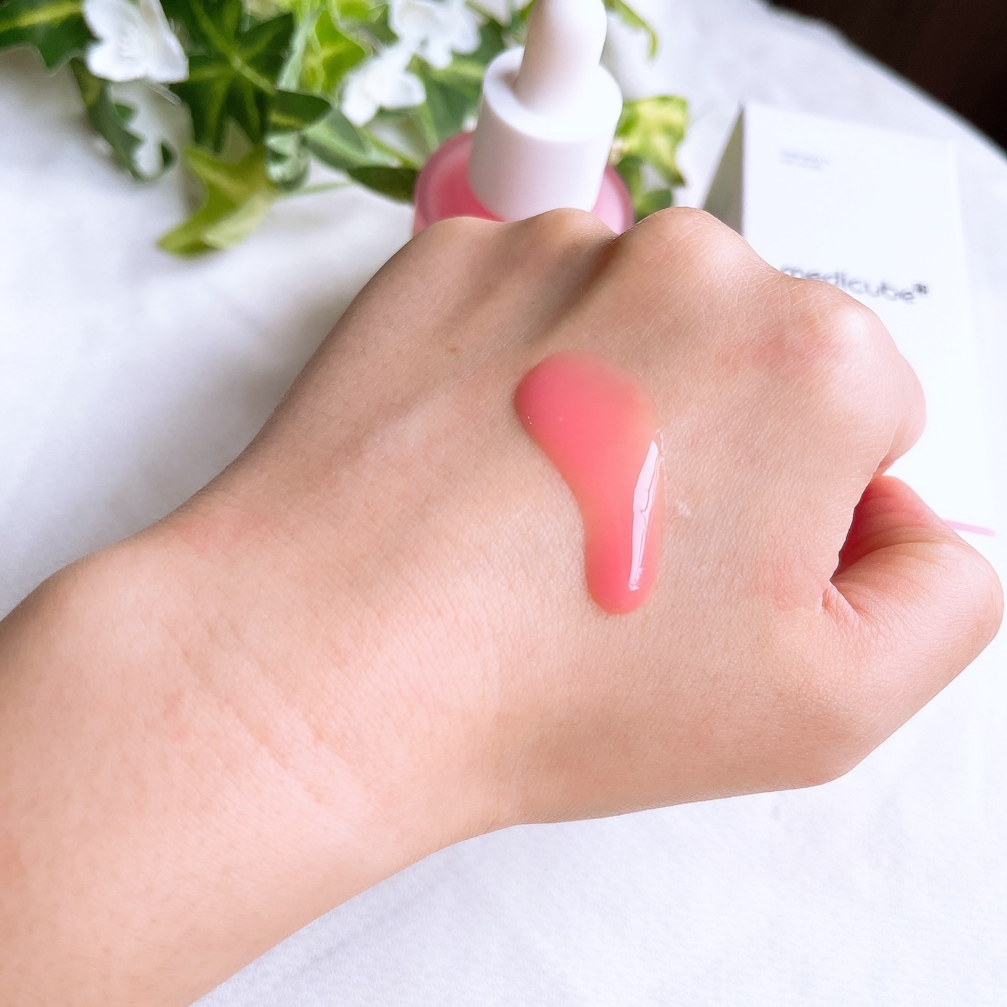 PDRNピンクアンプル PDRN 10,000ppm配合/MEDICUBE/美容液を使ったクチコミ（3枚目）