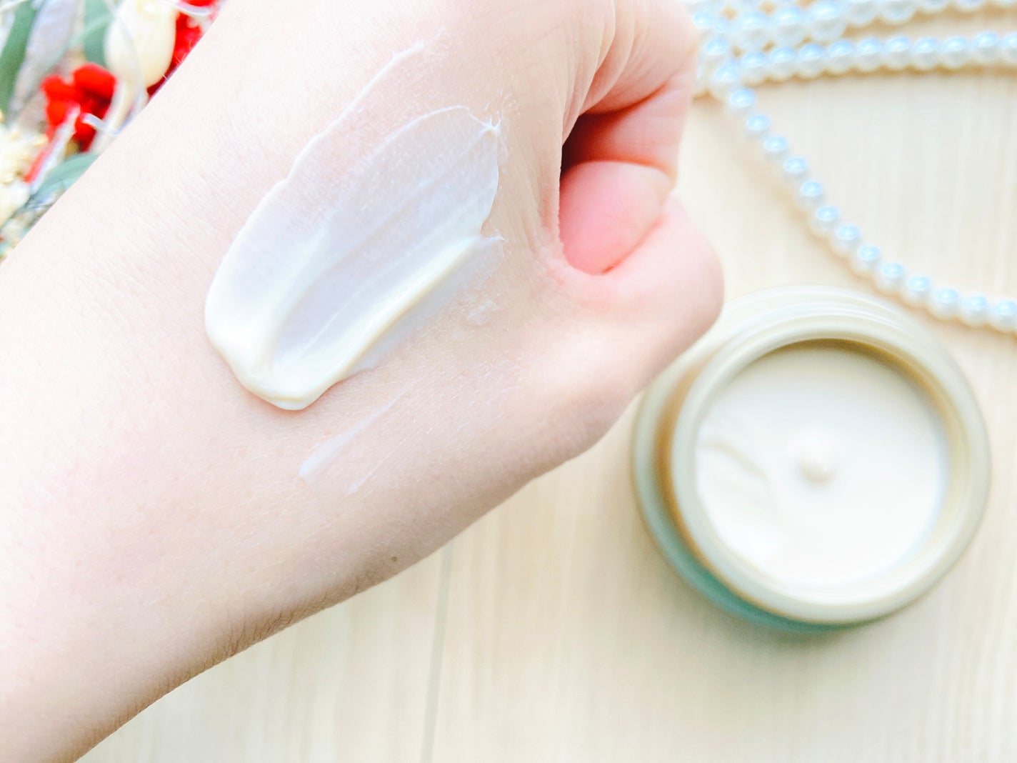 タプリス プエラフィカ エマルション/ドクターベルツ/フェイスクリームを使ったクチコミ(8枚目)