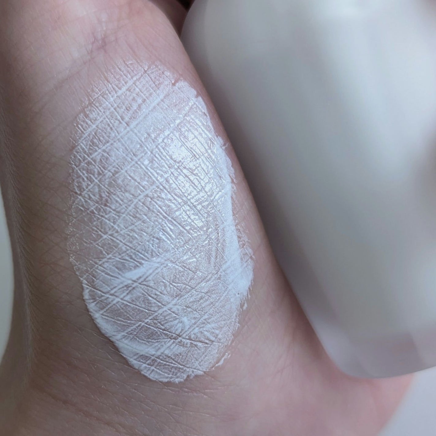 ジルスチュアート イルミネイティングジェム セラムプライマー/JILL STUART/化粧下地を使ったクチコミ(3枚目)