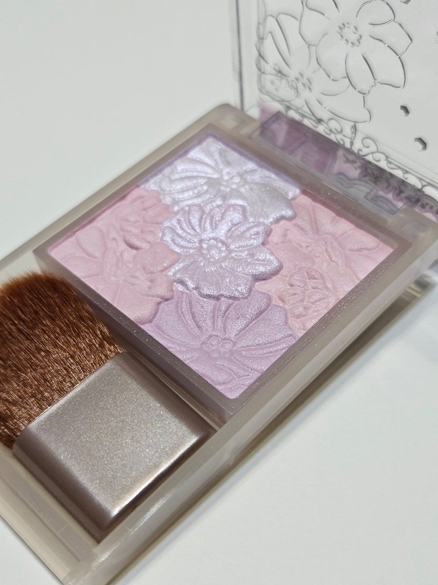 グロウフルールチークス(ブレンドタイプ)/キャンメイク/パウダーチークを使ったクチコミ(3枚目)