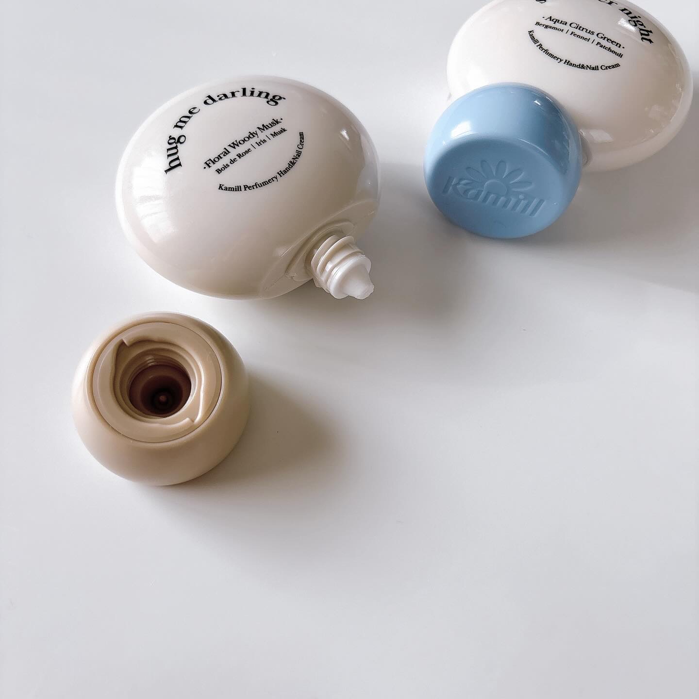 パフューマリー ハンド＆ネイルクリーム サマーナイト 50ml/カミール/ハンドクリームを使ったクチコミ（3枚目）