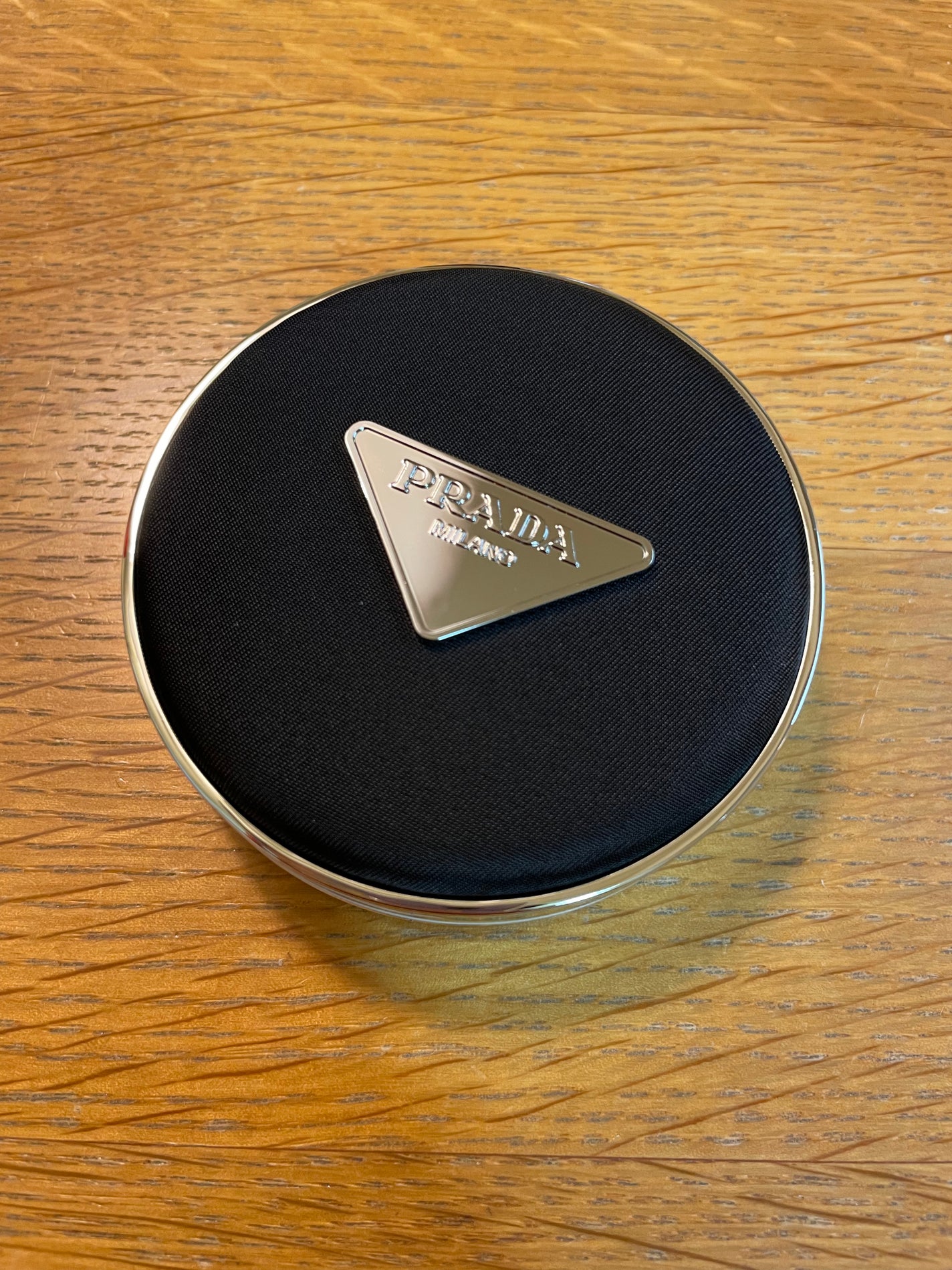 プラダ メッシュ クッション/PRADA BEAUTY/クッションファンデーションを使ったクチコミ(1枚目)
