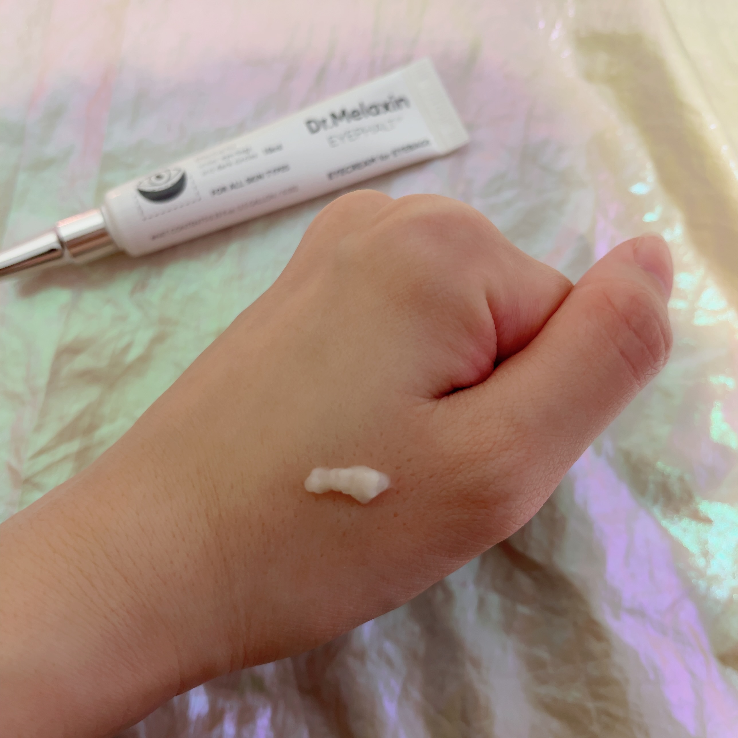 アイファルトアイバッククリーム/Dr.Melaxin/アイケア・アイクリームを使ったクチコミ（2枚目）