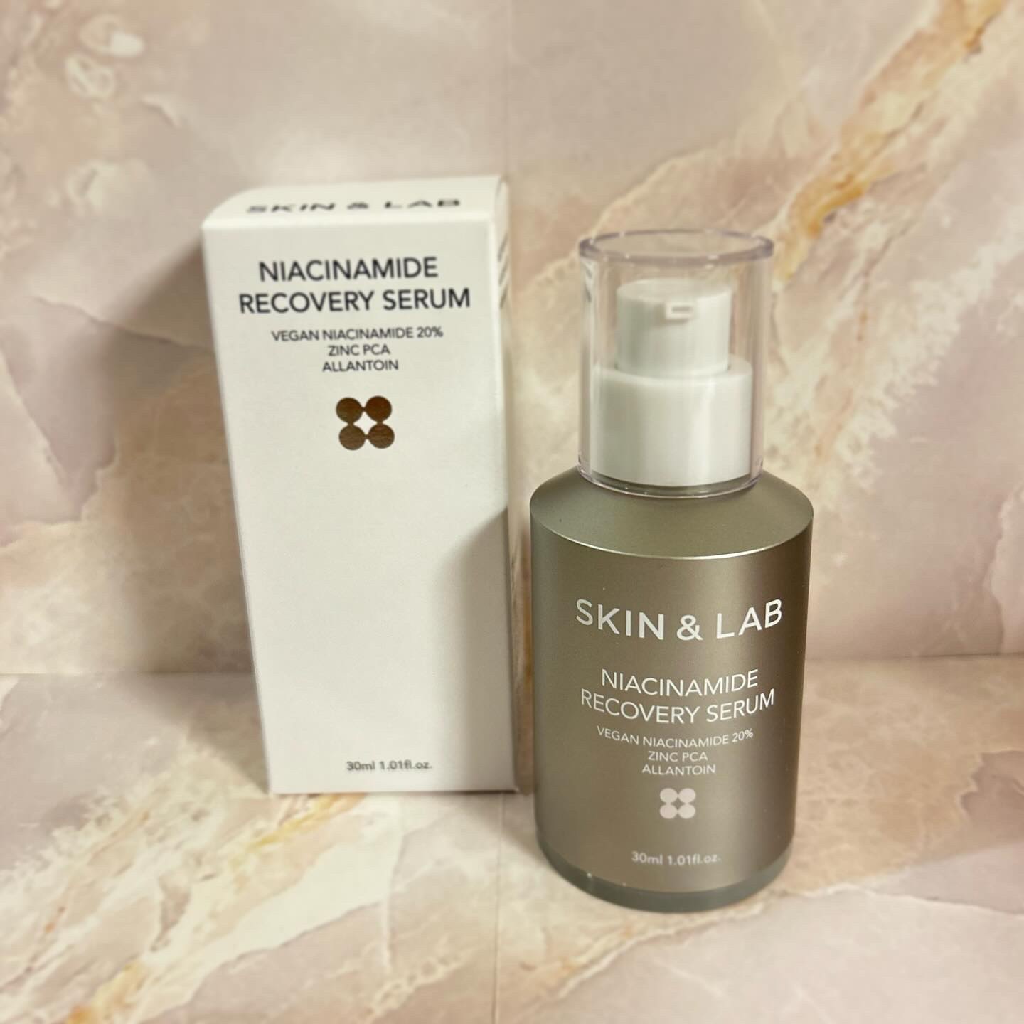 ヴィーガンナイアシンアミドリカバリーセラム/SKIN&LAB/美容液を使ったクチコミ（2枚目）