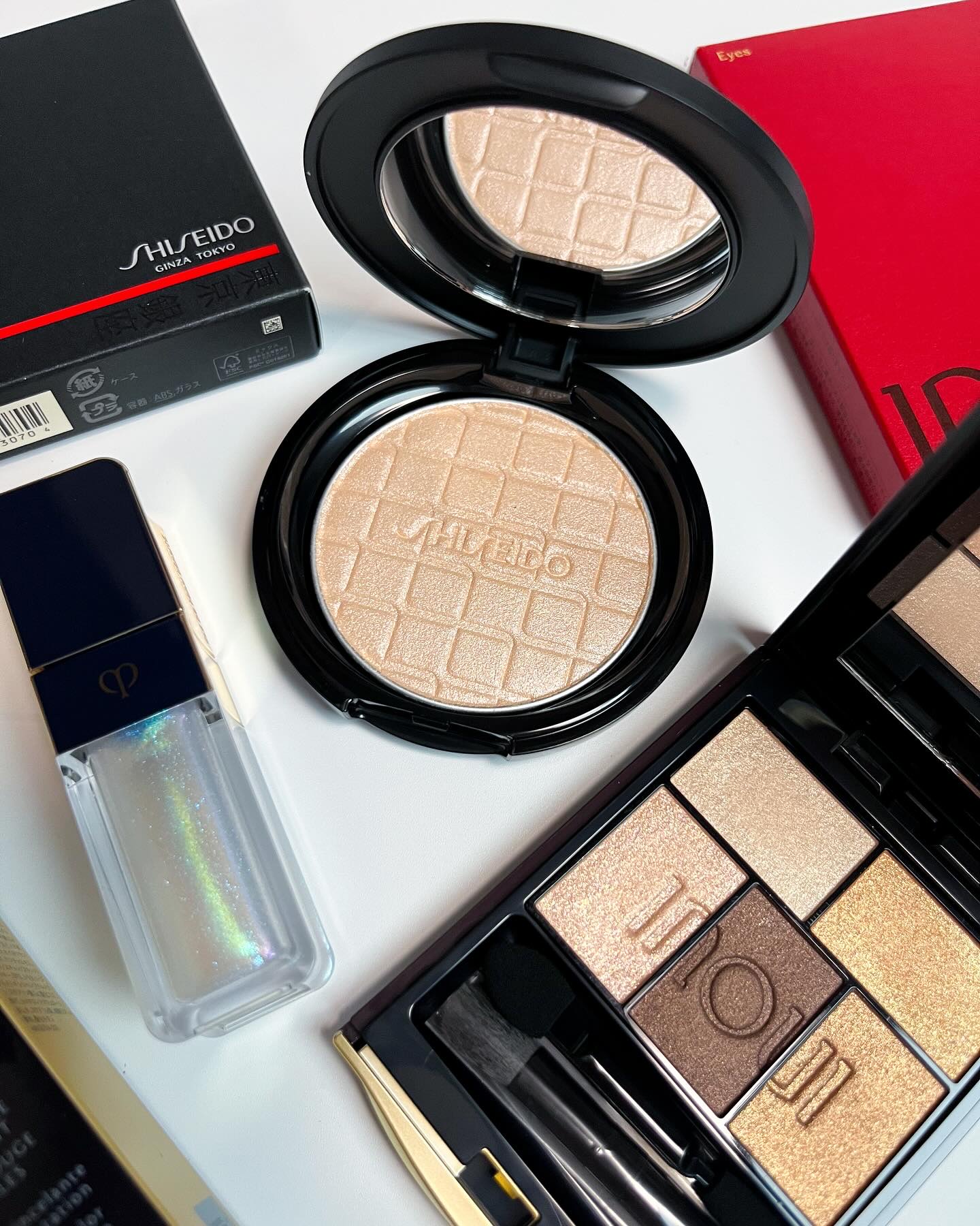 オーラデュウ プリズム イルミネーター/SHISEIDO/プレストパウダーを使ったクチコミ（3枚目）