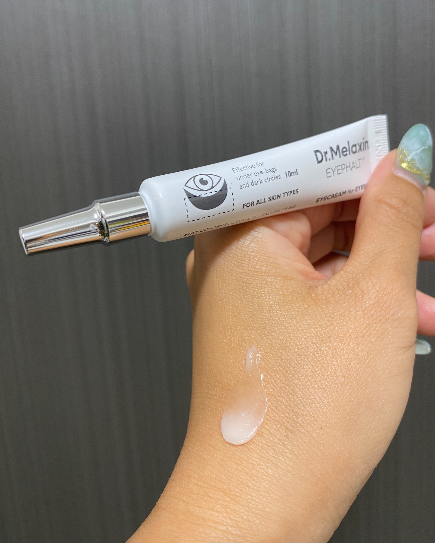 アイファルトアイバッククリーム/Dr.Melaxin/アイケア・アイクリームを使ったクチコミ（3枚目）