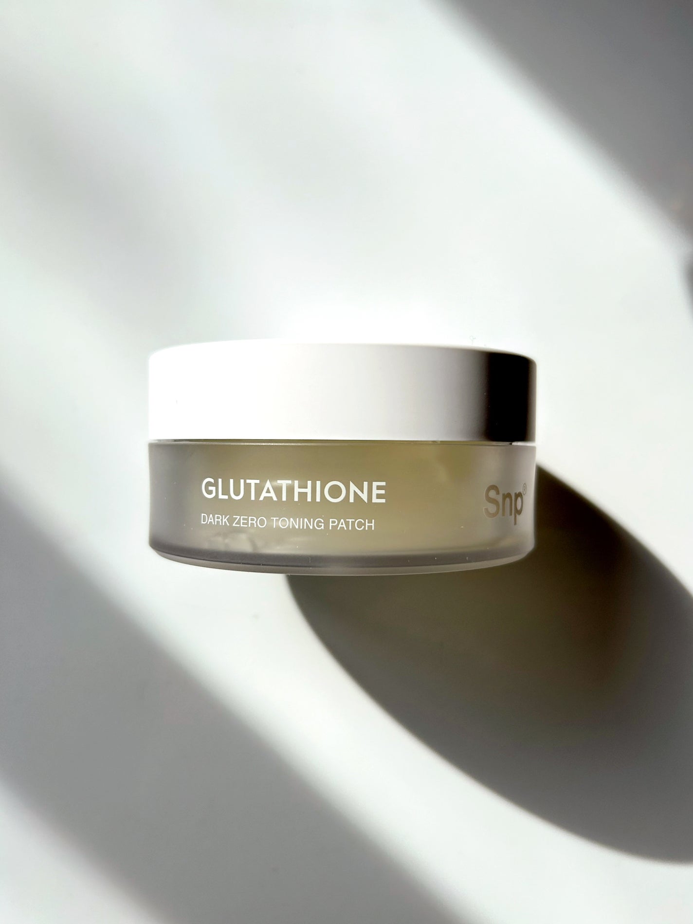 グルタチオンダークゼロトーニングパッチ/SNP/アイケア・アイクリームを使ったクチコミ(1枚目)