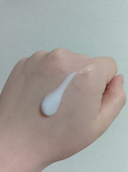 ビオレ スキンケア洗顔料 薬用アクネケアのクチコミ「使用してから数日経ったのでレビュー。
ビオレ スキンケア洗顔料 薬用アクネケア
──────.....」(2枚目)