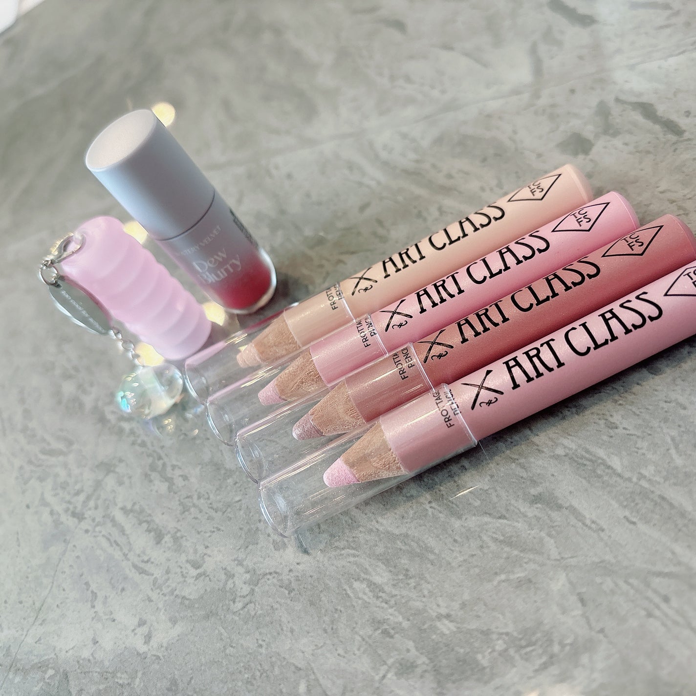 アートクラス フロッタージュペンシル/too cool for school/スティックアイシャドウを使ったクチコミ(2枚目)