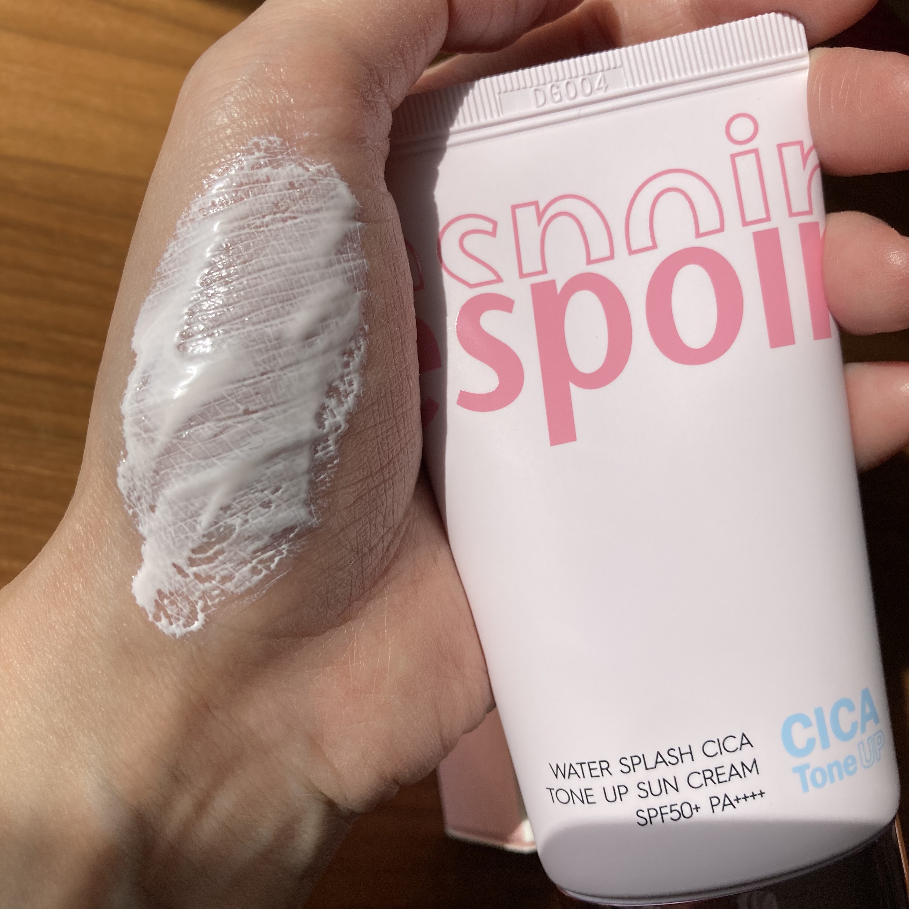 ウォータースプラッシュシカトーンアップクリーム/espoir/化粧下地を使ったクチコミ（1枚目）