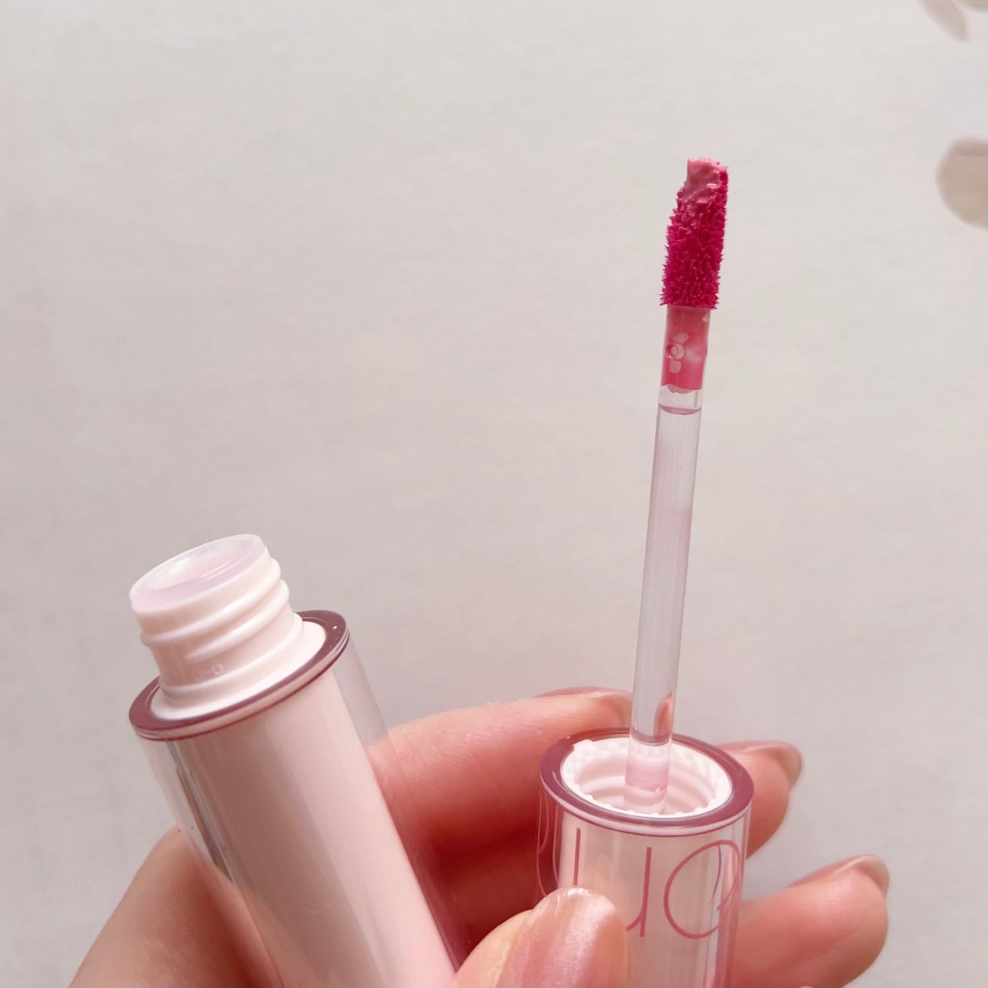 ザ ジューシーラスティングティント/rom&nd/リップティントを使ったクチコミ(2枚目)