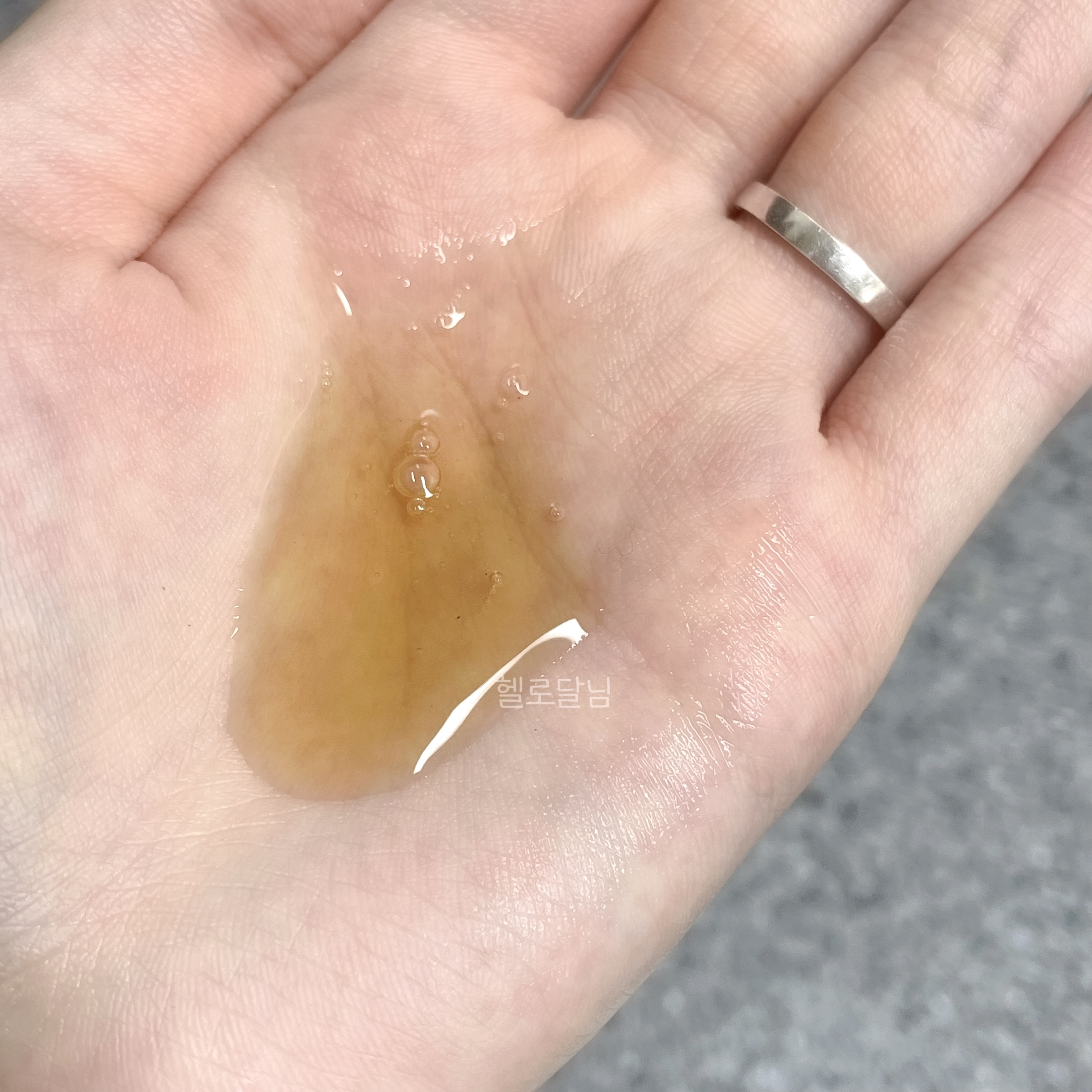 4番 ひんやりクーリングシートマスク/numbuzin/シートマスク・パックを使ったクチコミ（2枚目）