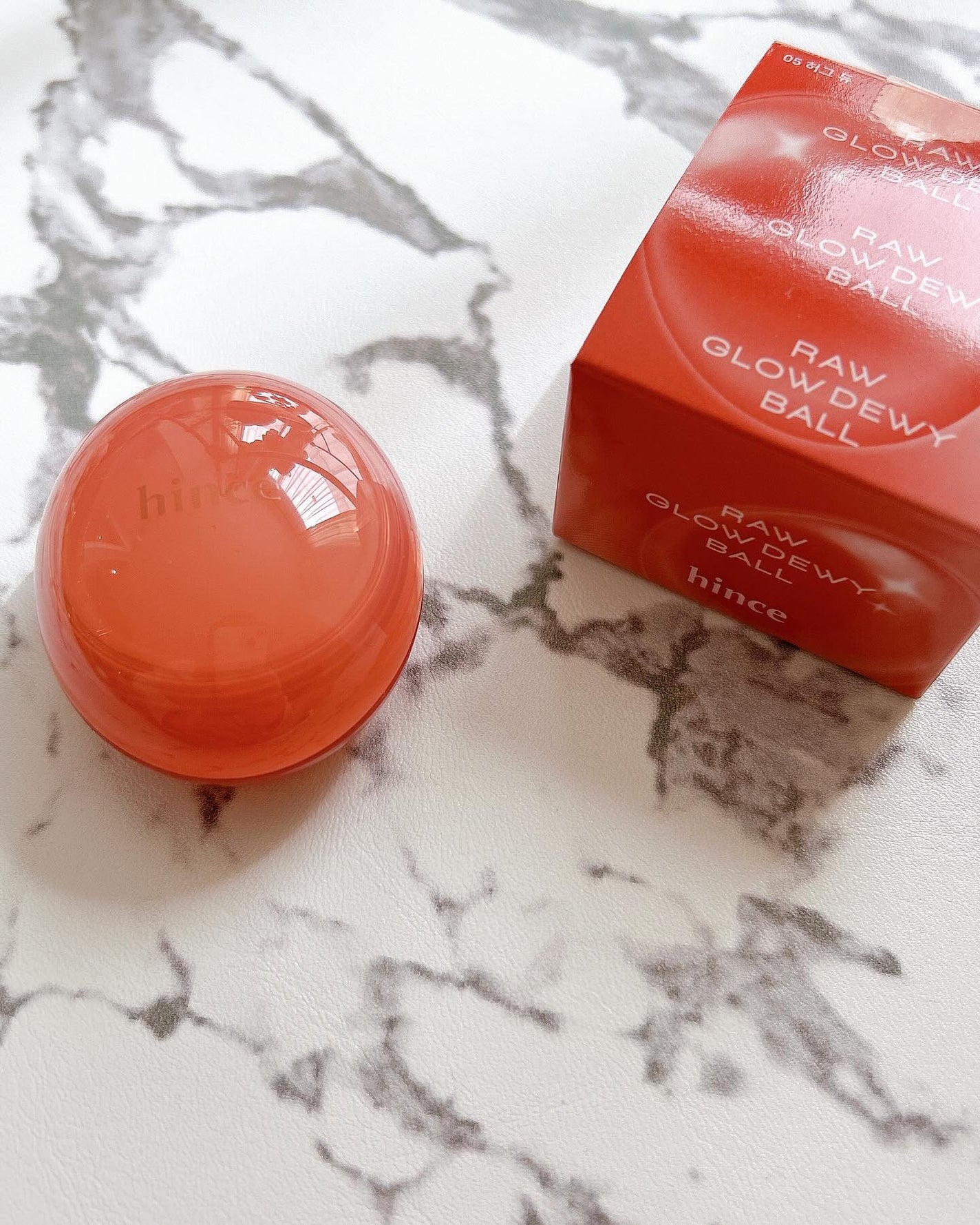 ロウグロウデューイーボール/hince/リップバームを使ったクチコミ(1枚目)