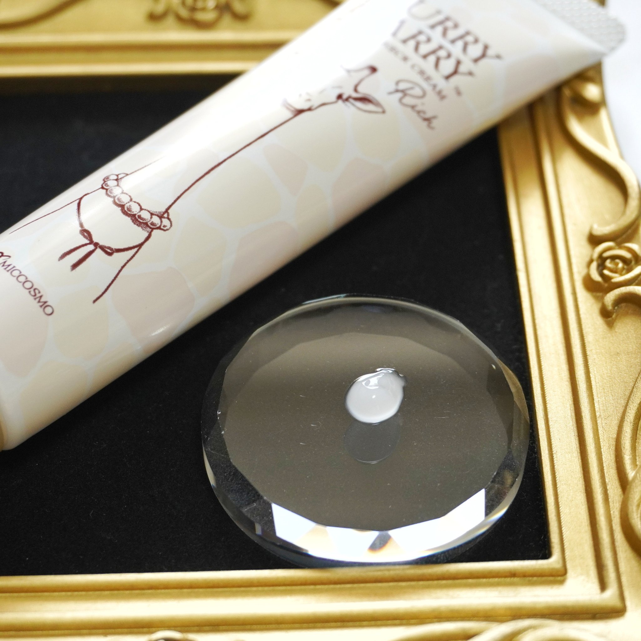 ハリーハリー 薬用おとなの美くびクリーム リッチ（医薬部外品）/ハリーハリー/ネック・デコルテケアを使ったクチコミ（3枚目）