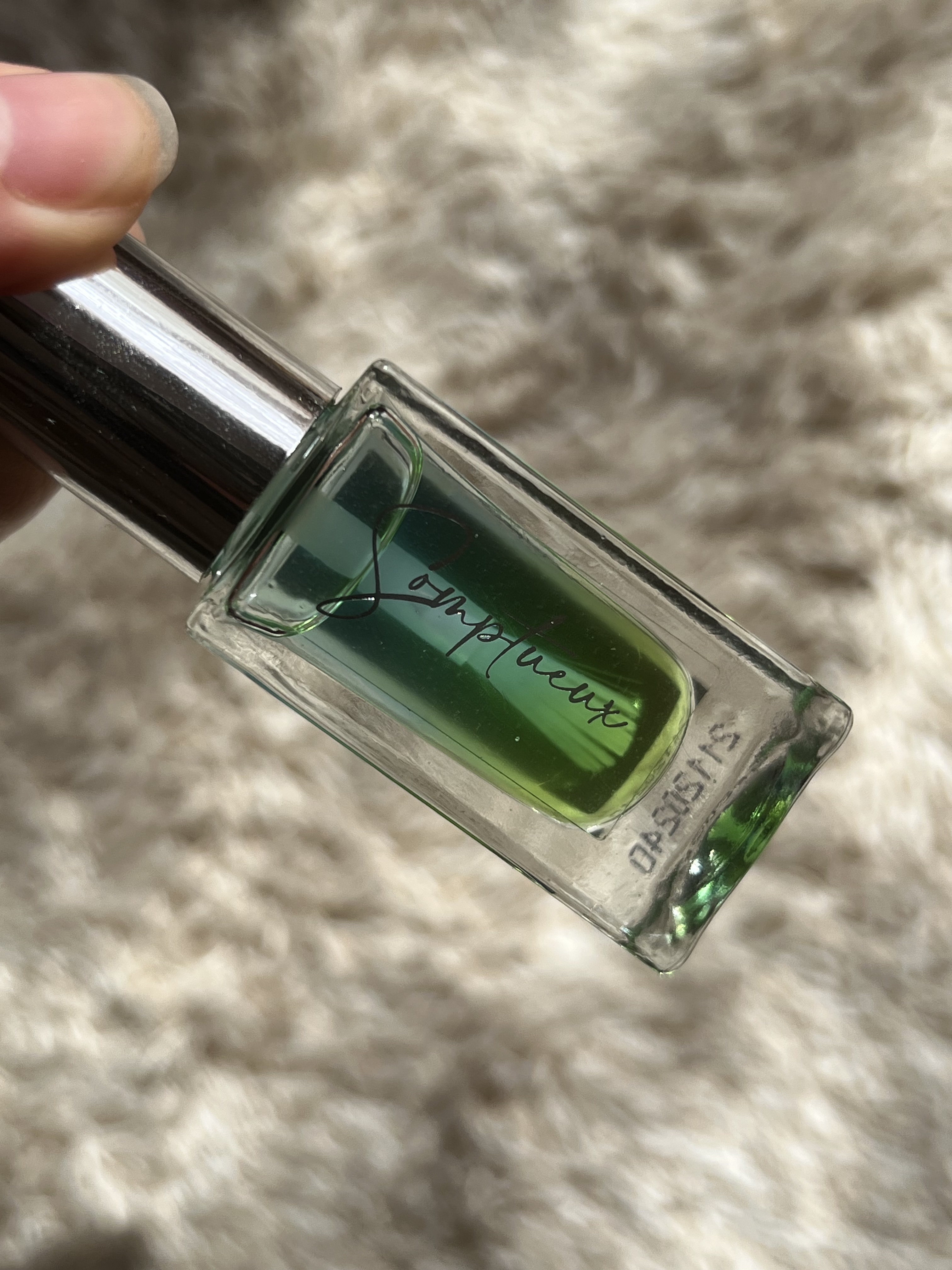 Somptueux(ソンプチュー) ネイルオイル 02/DAISO/ネイルオイル・トリートメントを使ったクチコミ（2枚目）