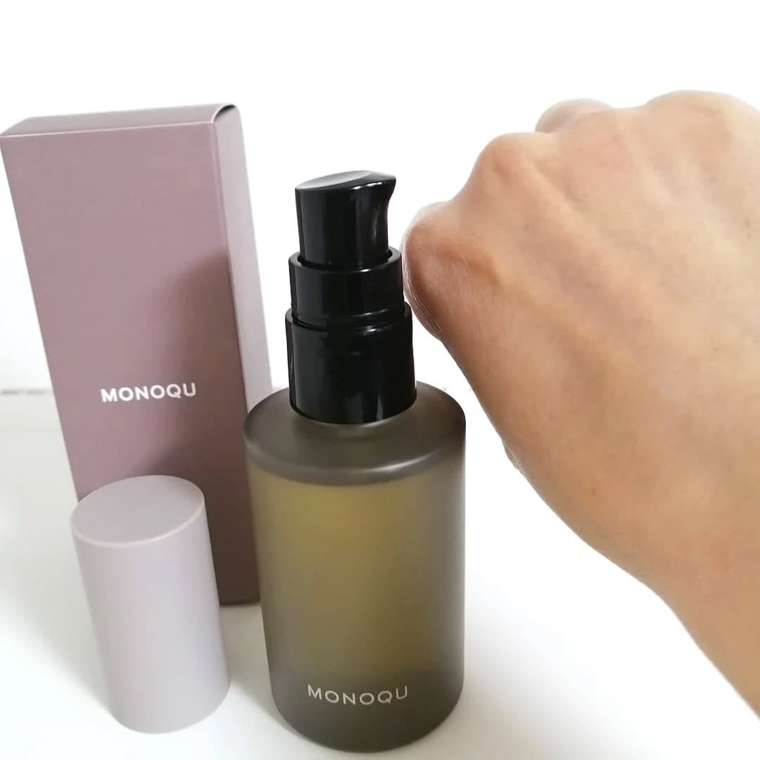 lili on LIPS 「『モノーク』(ヘアケア)三種類のスタイリング剤シーンに合わせて..」(4枚目)