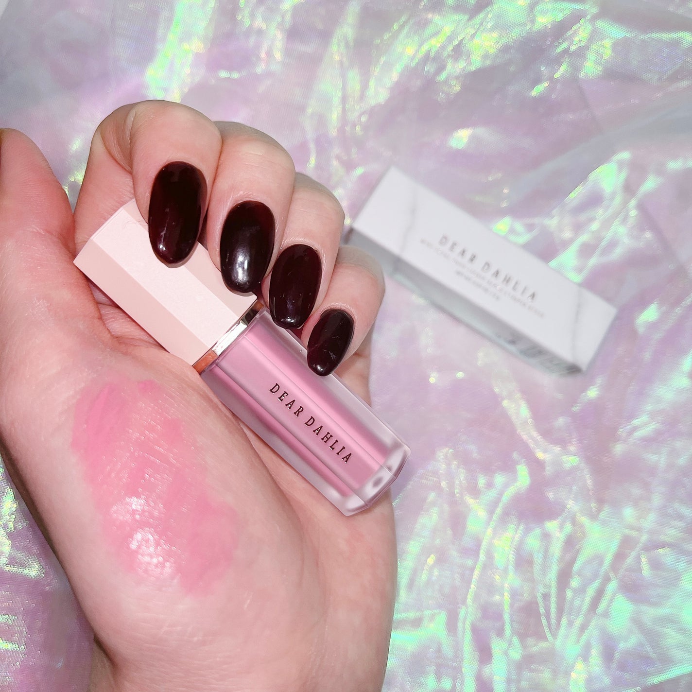 ペタルドロップリキッドブラッシャー/DEAR DAHLIA/リキッドチークを使ったクチコミ(2枚目)