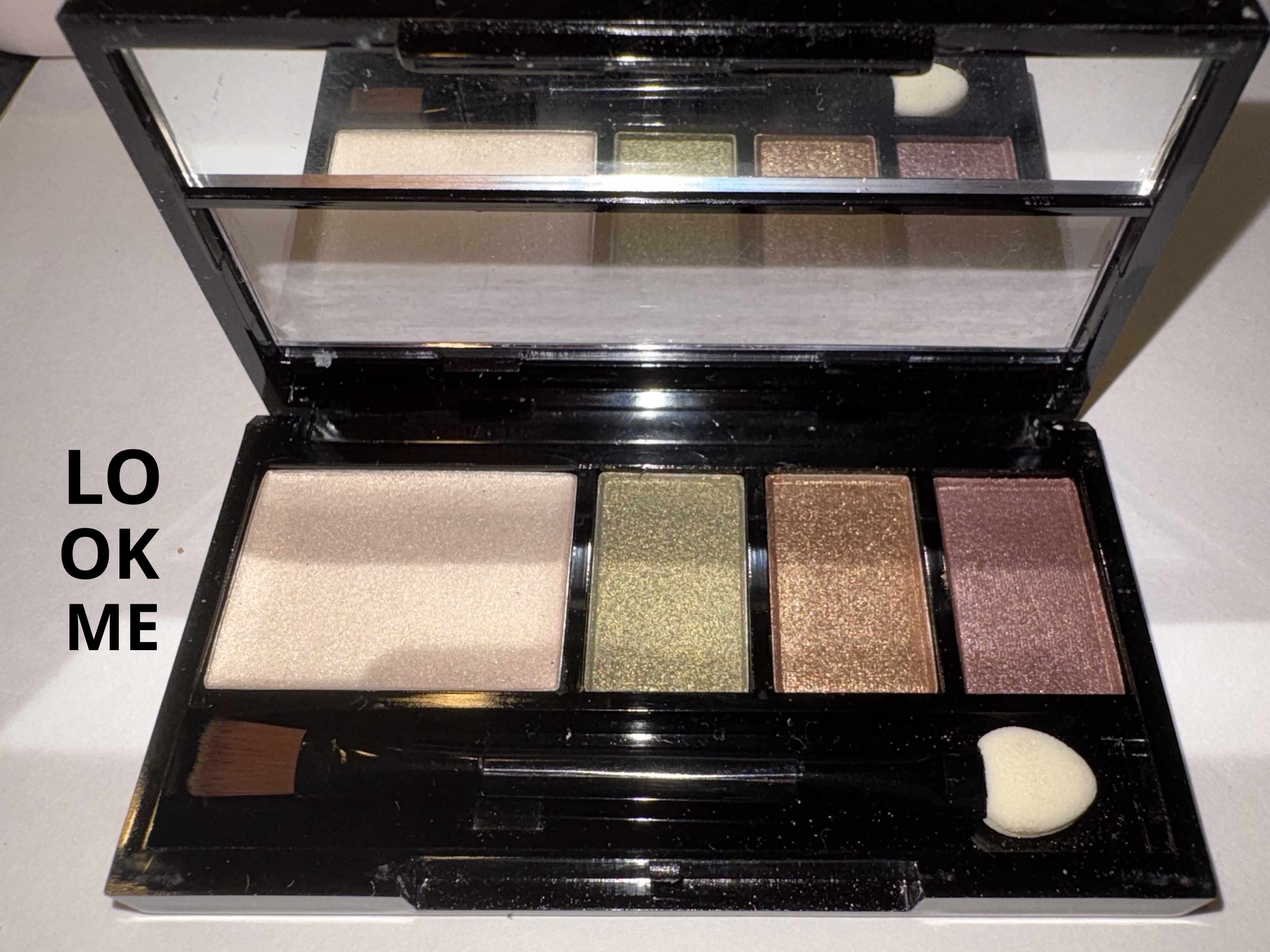 ジュエルグロスアイシャドウ/LOOK ME/アイシャドウパレットを使ったクチコミ（1枚目）
