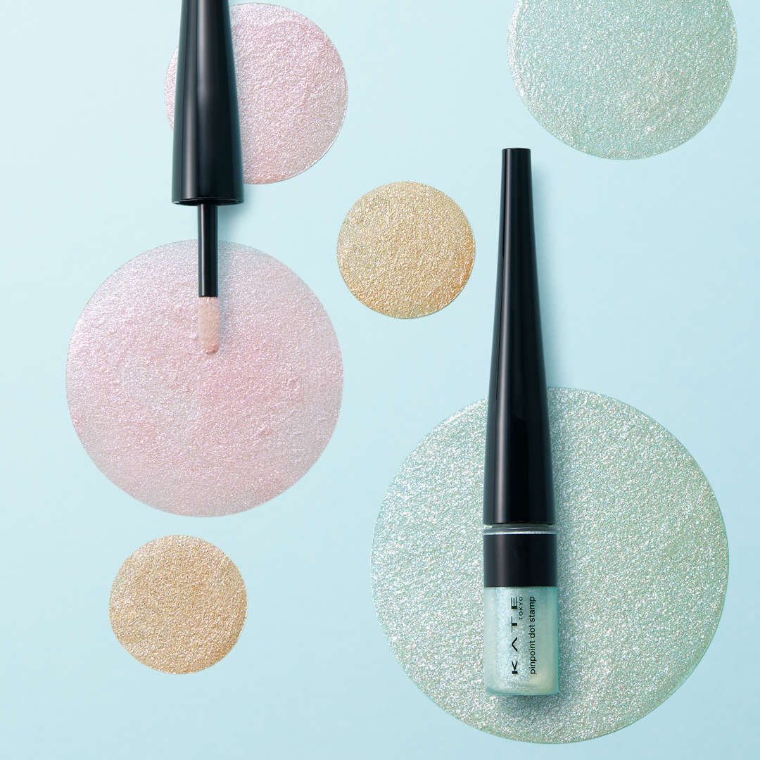 投稿をクリップして購入時の参考にしてね！！
📣新商品速報！3/22発売✨️

大粒ラメを狙ったところに乗せられる
「#ピンポイントドットスタンプ」が限定登場！

クリアな輝きのラメが、まぶたにみずみずしくピタッと密着。
汗・水・涙に強いウ