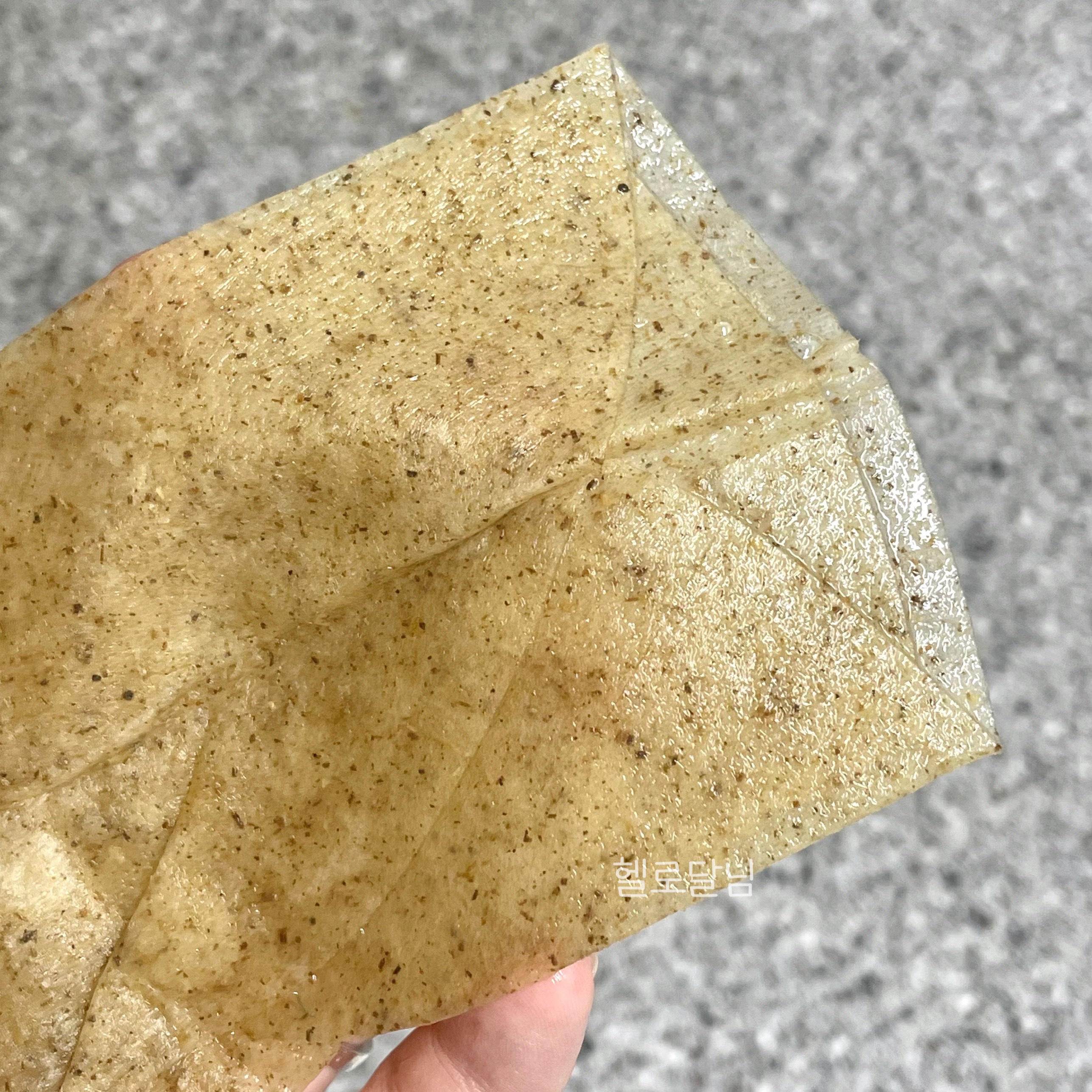 4番 ひんやりクーリングシートマスク/numbuzin/シートマスク・パックを使ったクチコミ（3枚目）