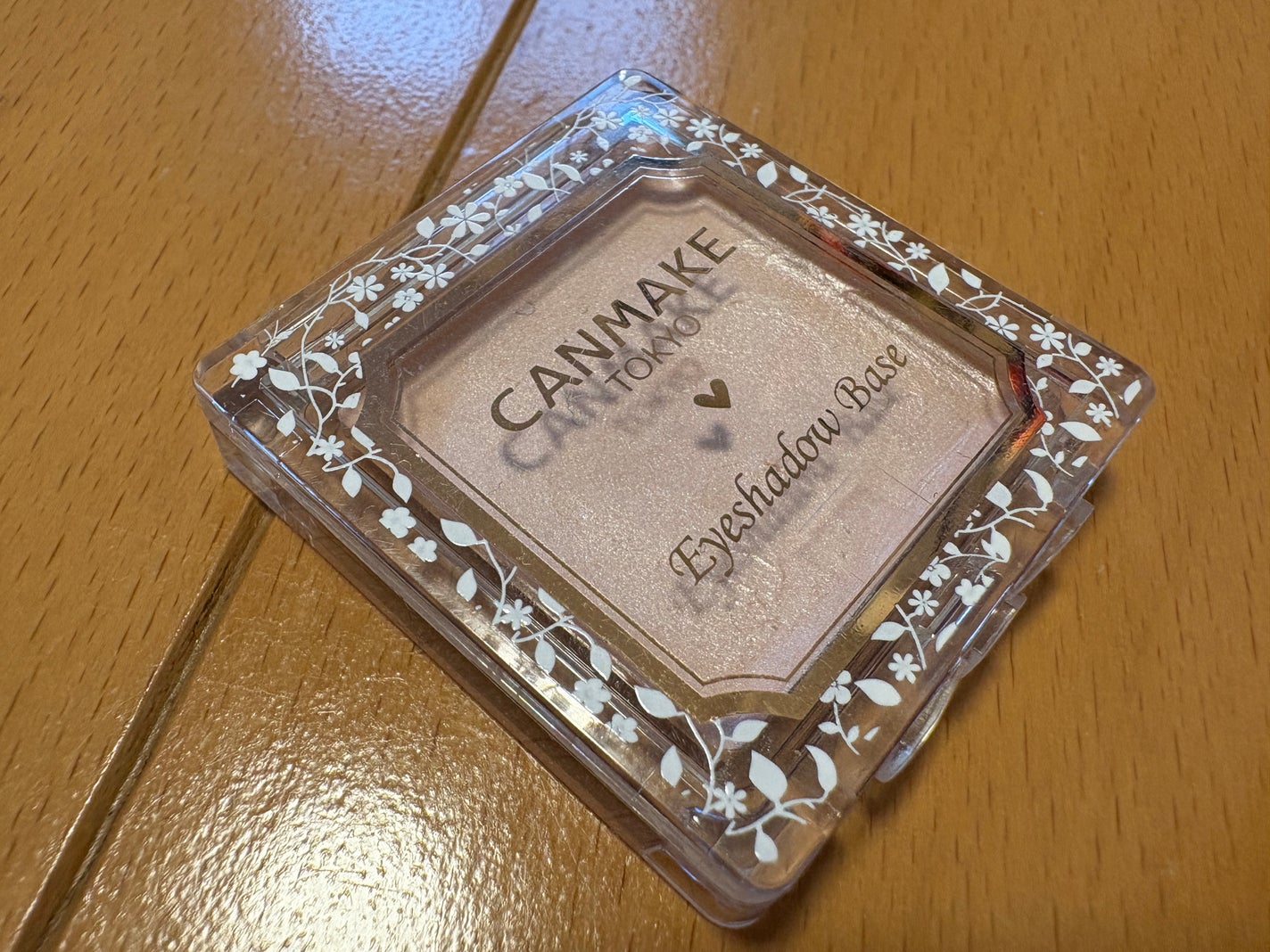 アイシャドウベース/キャンメイク/アイシャドウベースを使ったクチコミ(1枚目)