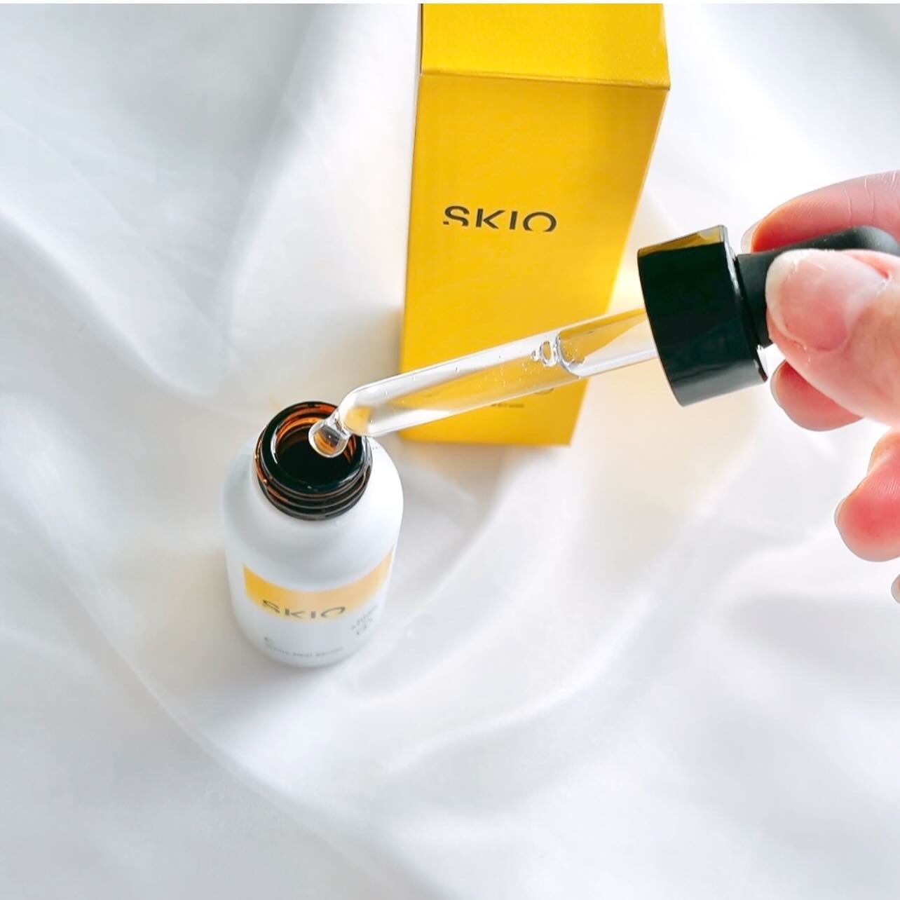 スキオVCホワイトピールセラム/SKIO/美容液を使ったクチコミ(2枚目)