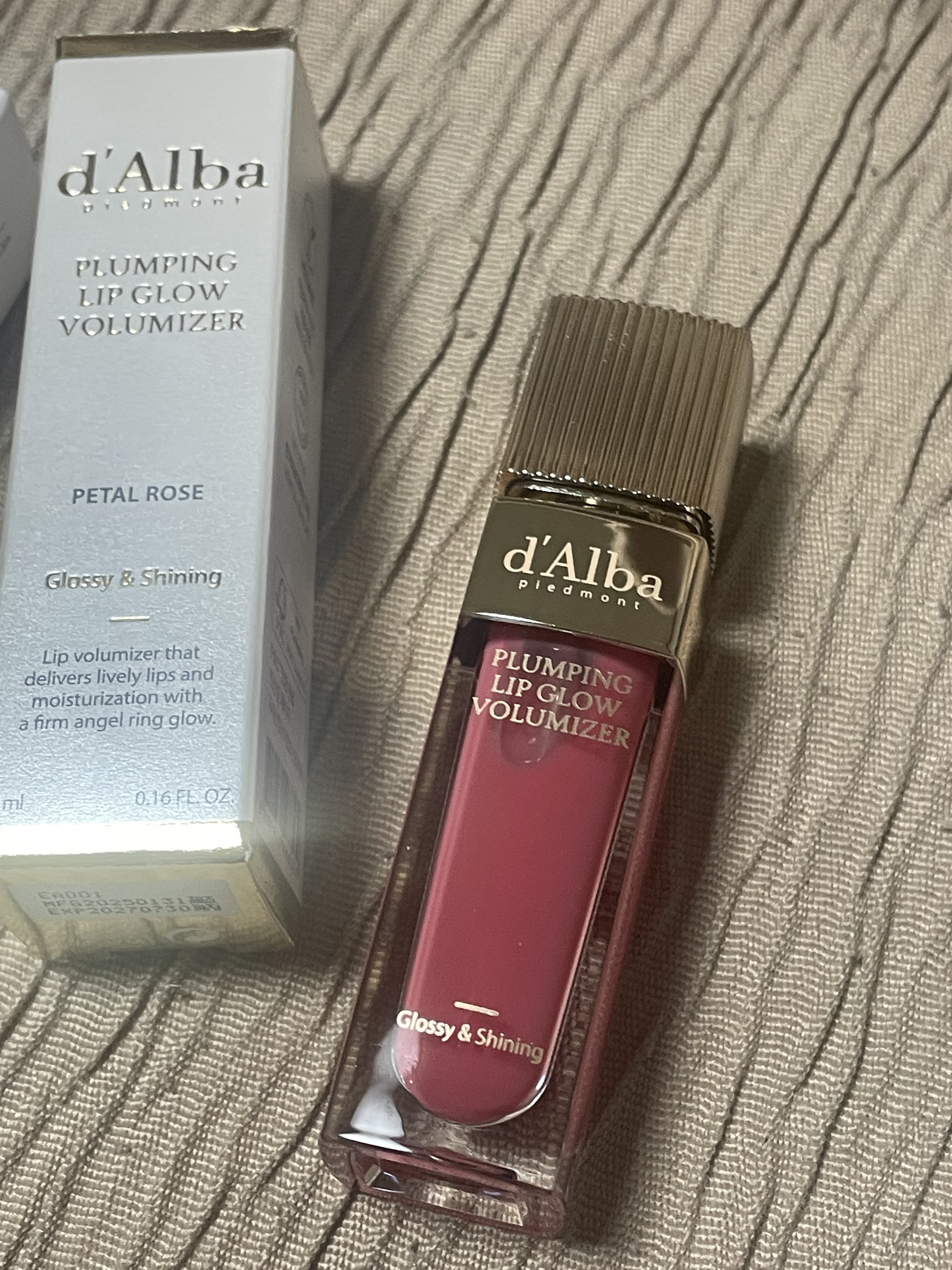 プランピングリップグロウムードボリューマイザー/ダルバ/リップグロスを使ったクチコミ（1枚目）