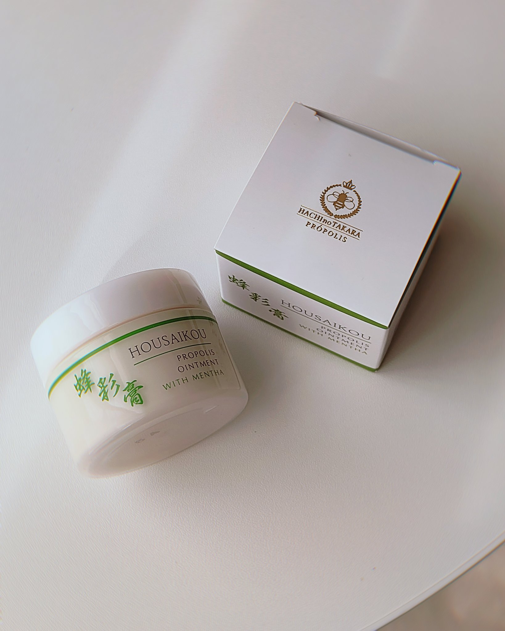 蜂彩膏　ハッカ成分有り/蜂の宝本舗/ボディクリームを使ったクチコミ（1枚目）