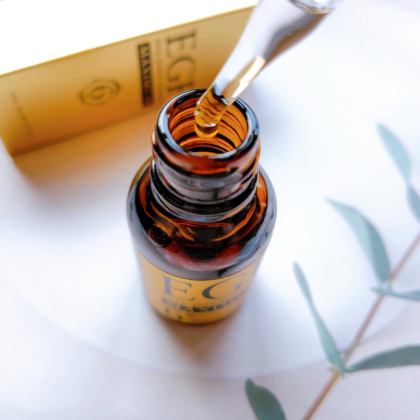 Nana on LIPS 「EGFディープパワーエキスマキシマム20ml高濃度6μgのEG..」(2枚目)