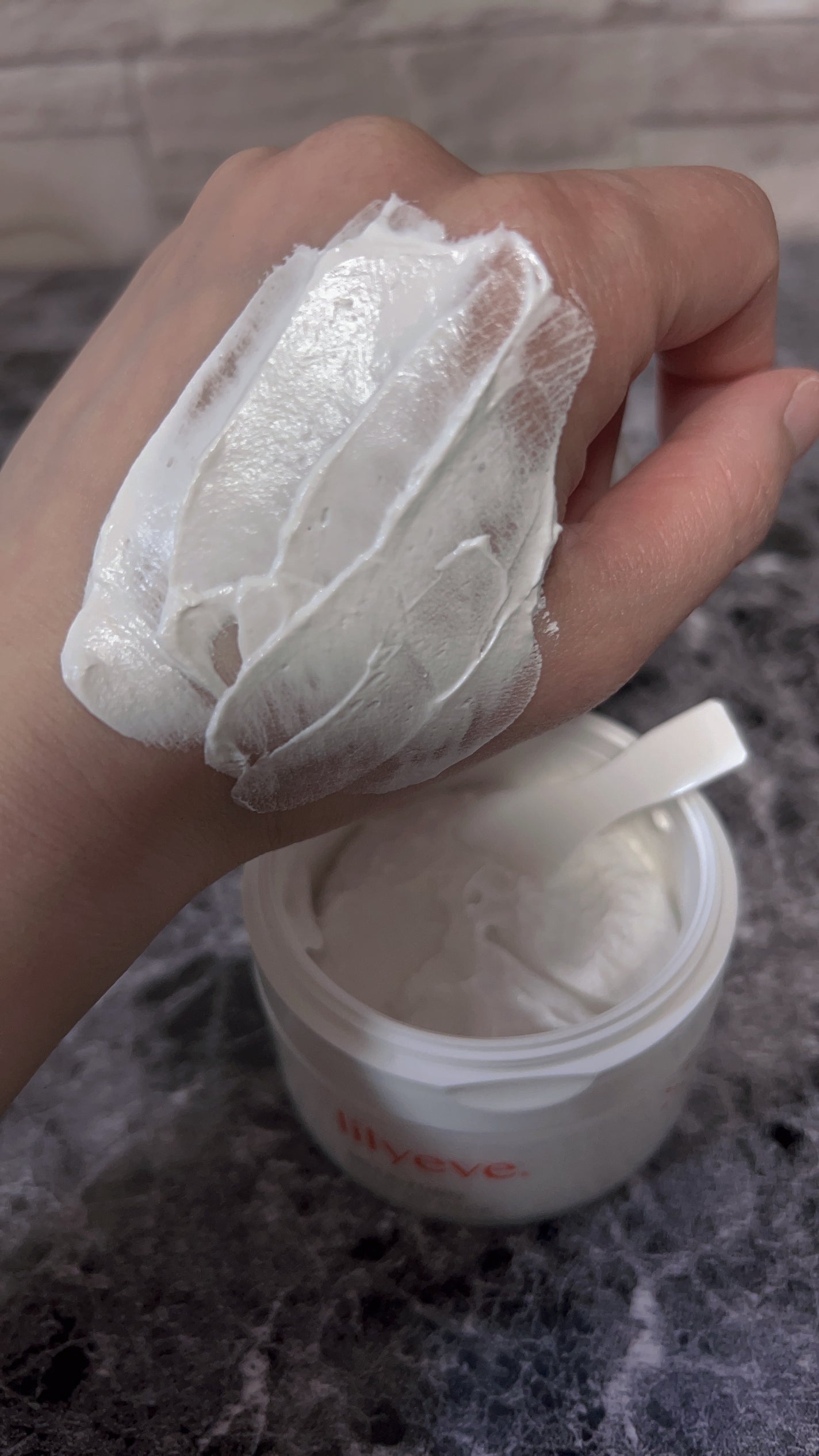 メラータントーンアップパック/リリーイブ/洗い流すパック・マスクを使ったクチコミ(3枚目)