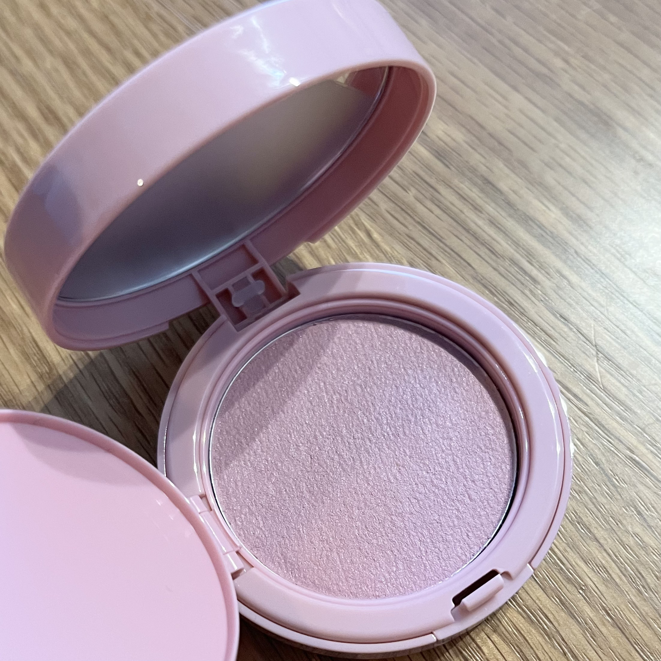 フラッフィーベルベットクッションチーク /TFIT/ジェル・クリームチークを使ったクチコミ（3枚目）