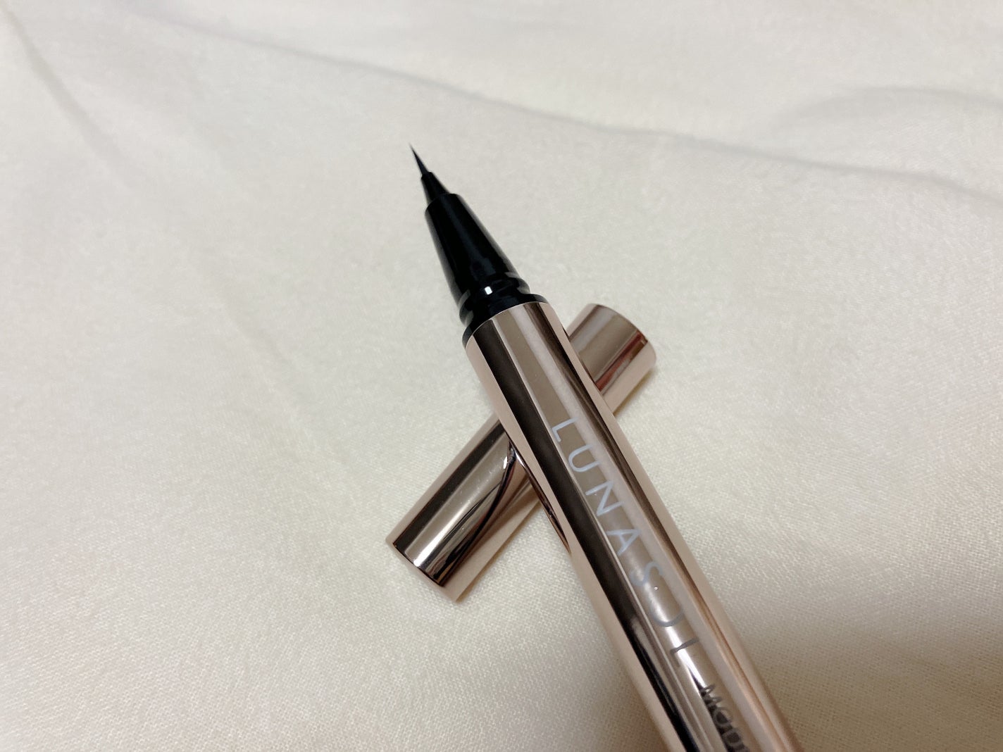 ルナソル フェザリーアイブロウジェル/LUNASOL/眉マスカラを使ったクチコミ(3枚目)