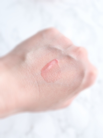 エテルナムリップセラム ​​ A002（コーラルピンク）/エテルナム/リップ美容液を使ったクチコミ（3枚目）