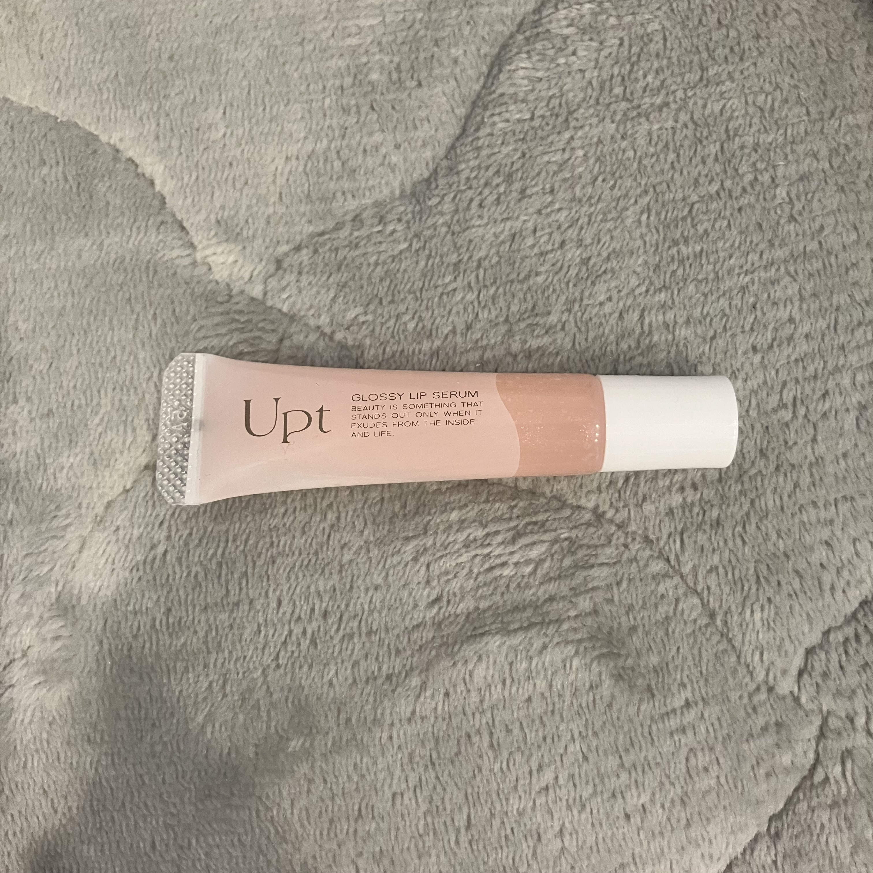 Upt GLOSSY LIP SERUM  dewy shell /Upt/リップケアを使ったクチコミ（1枚目）