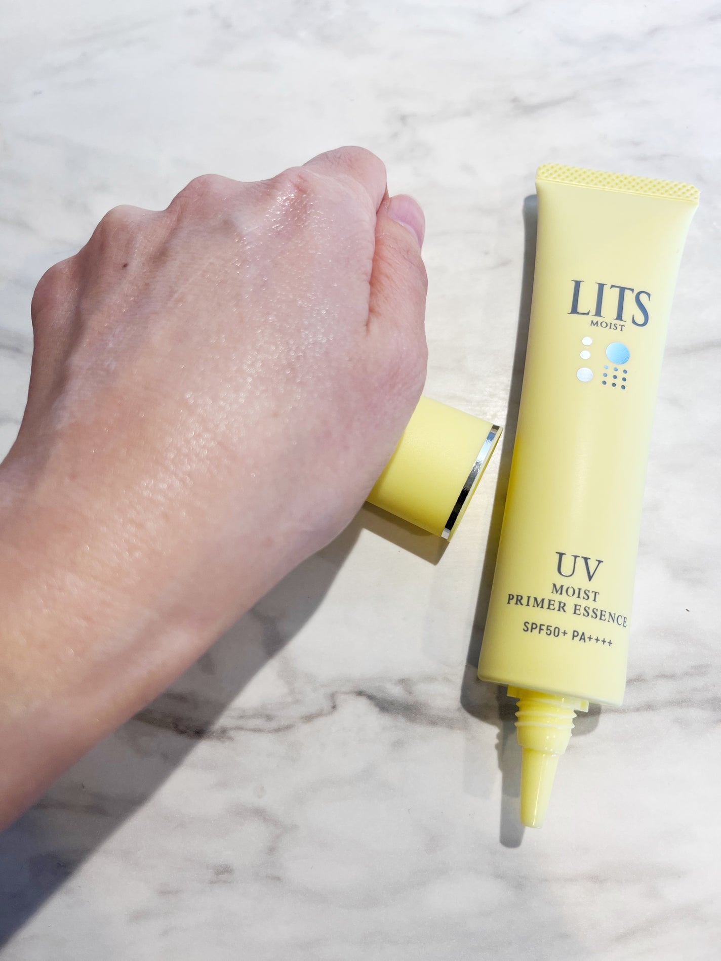 モイストC UVプライマー エッセンス/リッツ/化粧下地を使ったクチコミ(3枚目)