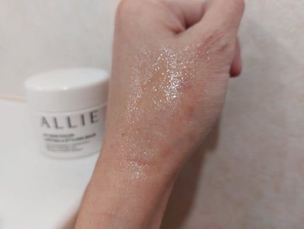アリィー クロノビューティ UV ヘアカラーラスティング&スタイリング バーム/アリィー/ヘアバームを使ったクチコミ(3枚目)