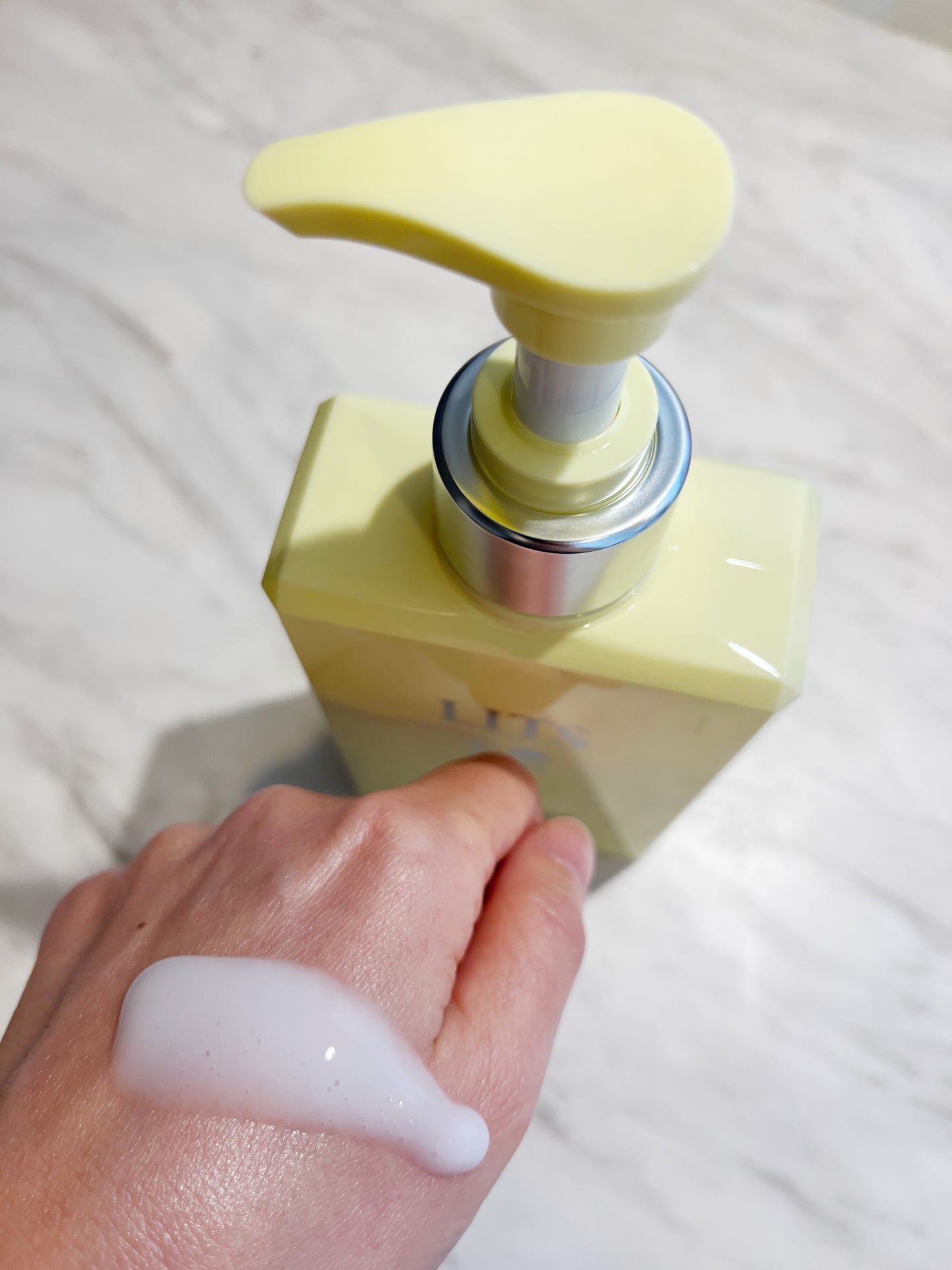 モイストC 薬用ボディミルク リラックスハーブの香り/リッツ/ボディミルクを使ったクチコミ(3枚目)