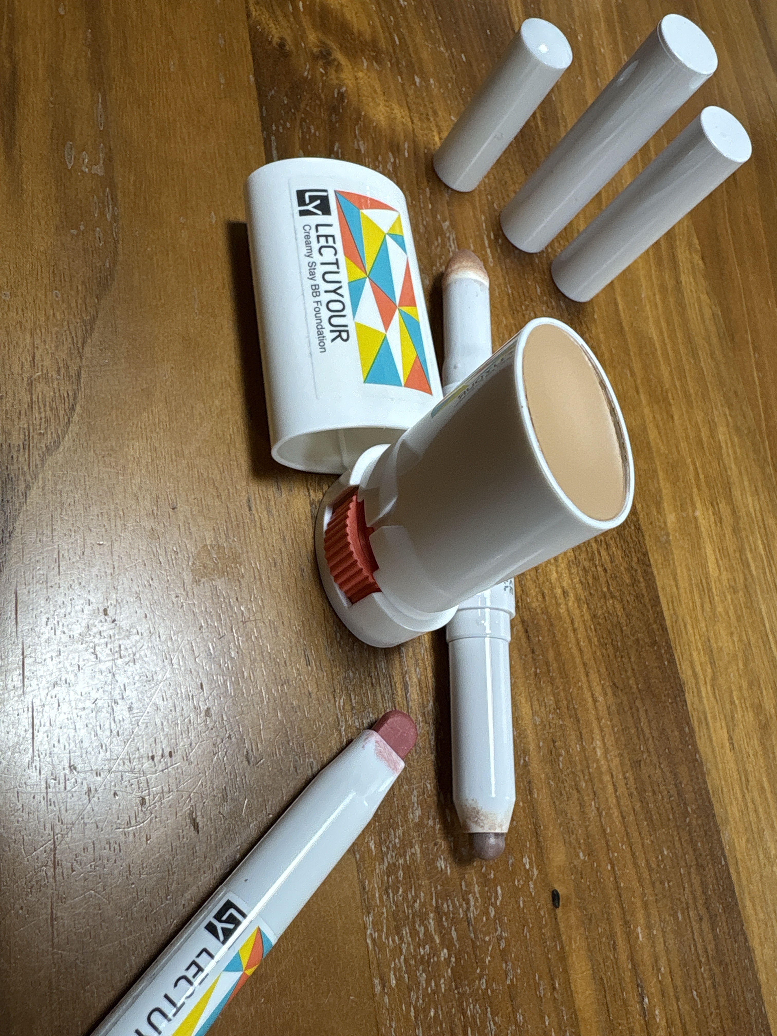 クリーミーステイBBファンデ/LECTUYOUR/その他ファンデーションを使ったクチコミ（2枚目）